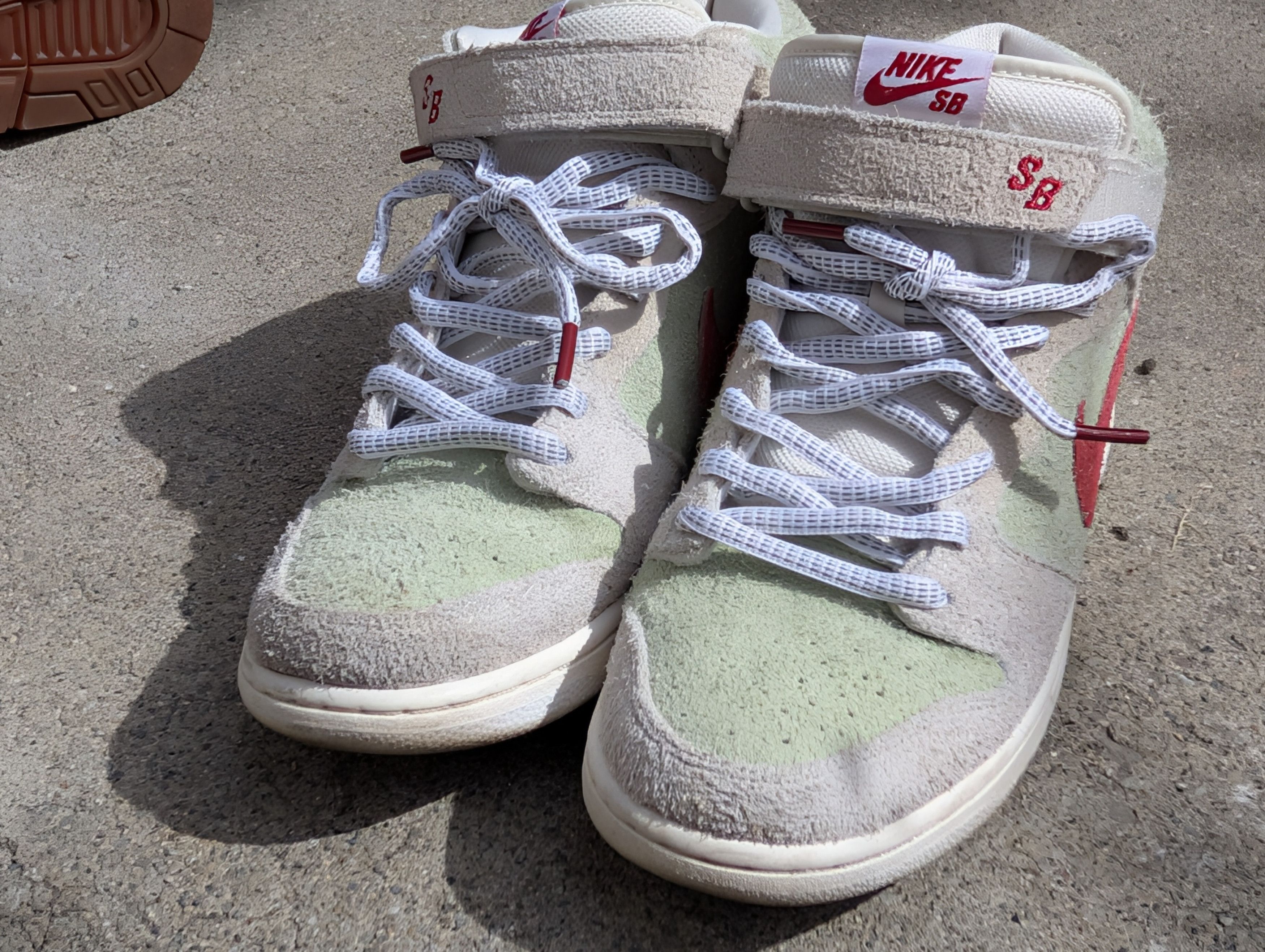 Nike Nike Dunk Mid "White Widow" Size US 10.5 / EU 43-44 - 2 Thumbnail