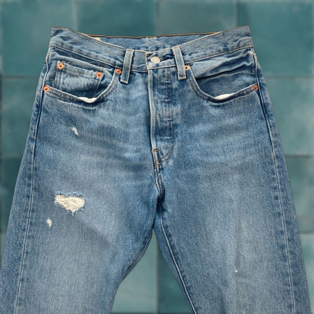 Levi's Levi's 501 Skinny Jeans Women's 26x28 Blue Denim Distressed Button Fly Big E Y2K Jeans Women Slim 90s Grunge USA 501 Series Size 26" / US 2 / IT 38 - 1 Thumbnail