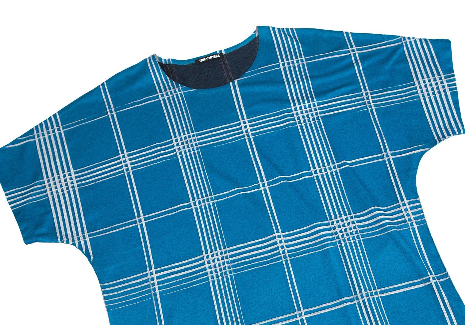 Issey Miyake Check Pleats T-Shirt in Blue Size 4 Size US XL / EU 56 / 4 - 2 Thumbnail