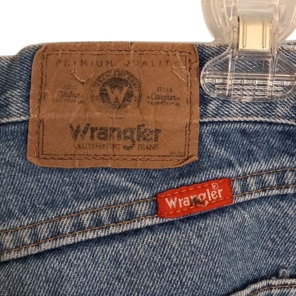 Wrangler Wrangler Size 33x32 Jeans Mens Regular Fit Blue Denim 100% C Size US 33 - 13 Thumbnail