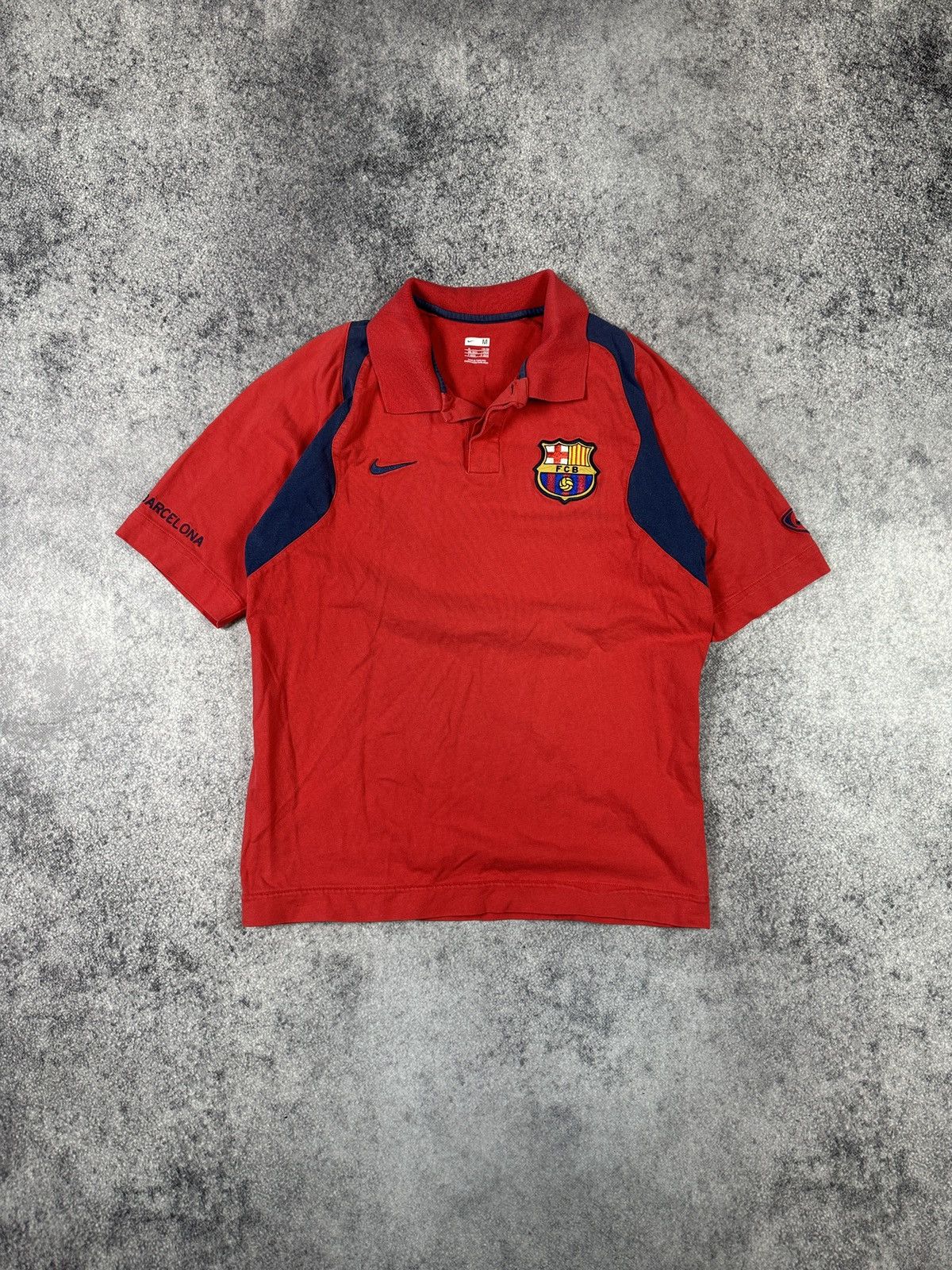Vintage Y2K Vintage Nike F.C.Barcelona Soccer Jersey Blokecore Style Size US M / EU 48-50 / 2 - 1 Thumbnail