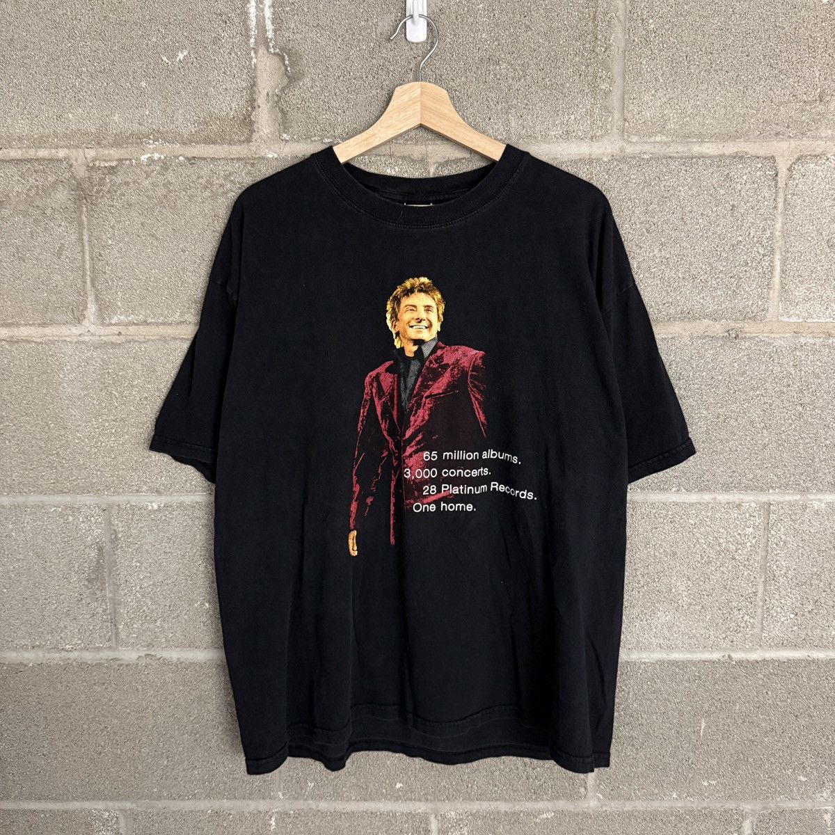 Other VTG Barry Manilow Music Passion Tour Black T-Shirt Mens XL Size US XL / EU 56 / 4 - 1 Thumbnail