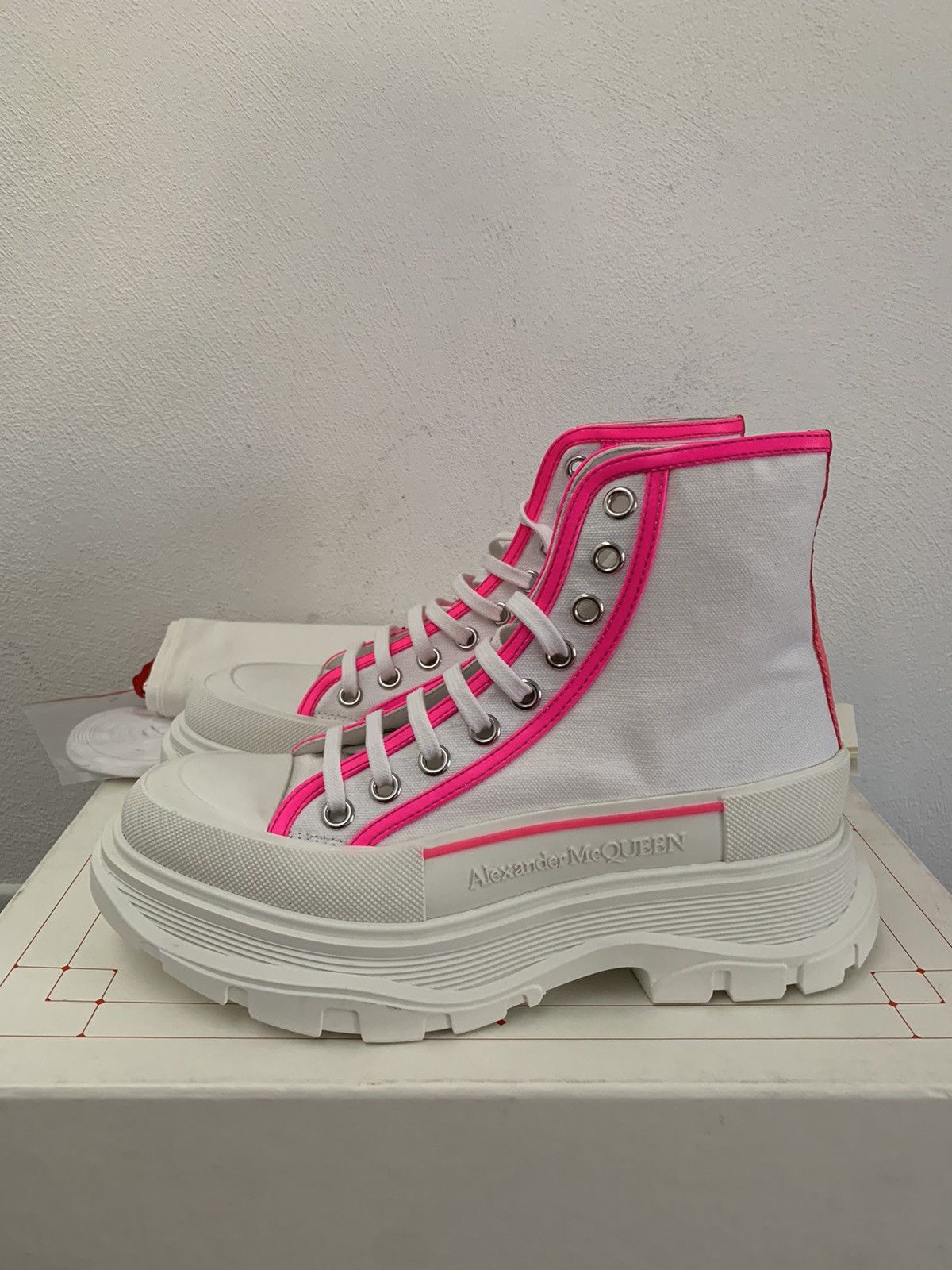 Alexander McQueen Alexander McQueen Tread Slick Chunky Sole High Top Boots Size US 8 / IT 38 - 3 Thumbnail