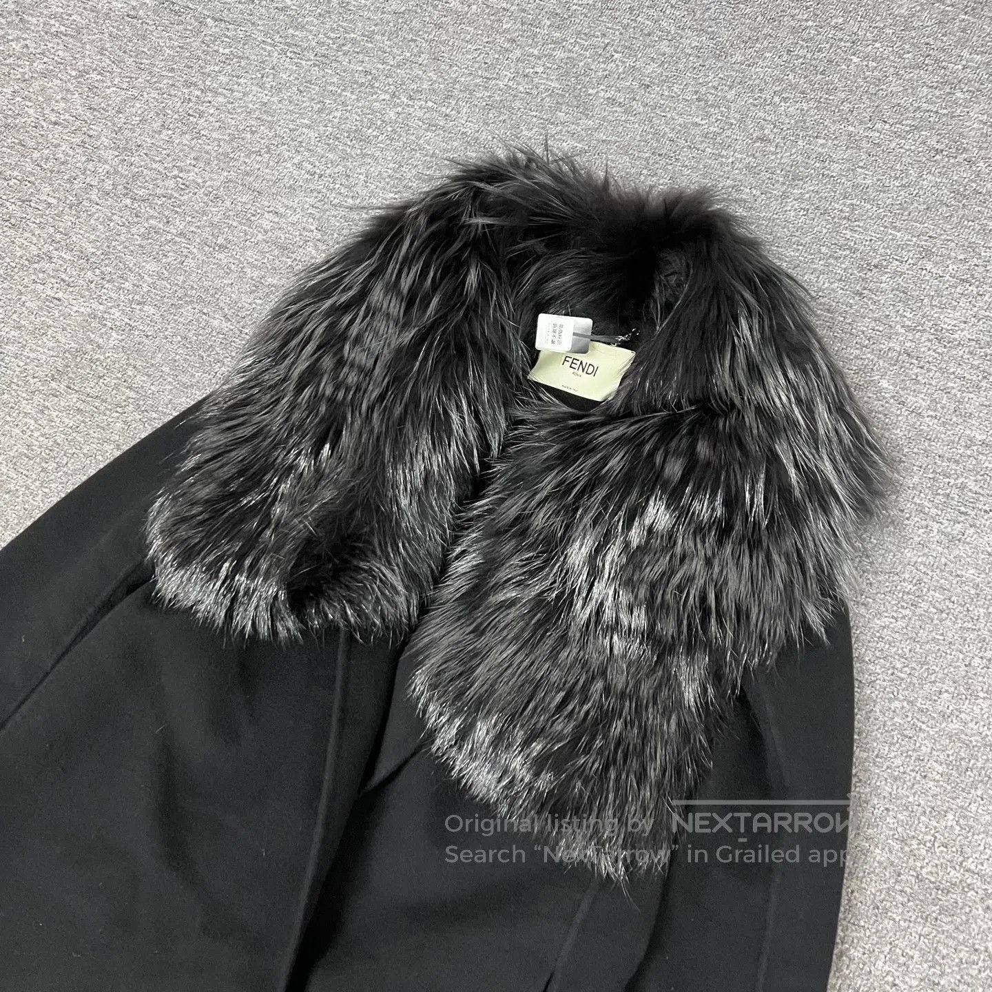 Fendi Fendi Black Fox Fur Collar Cashmere Coat. Size S / US 4 / IT 40 - 3 Thumbnail
