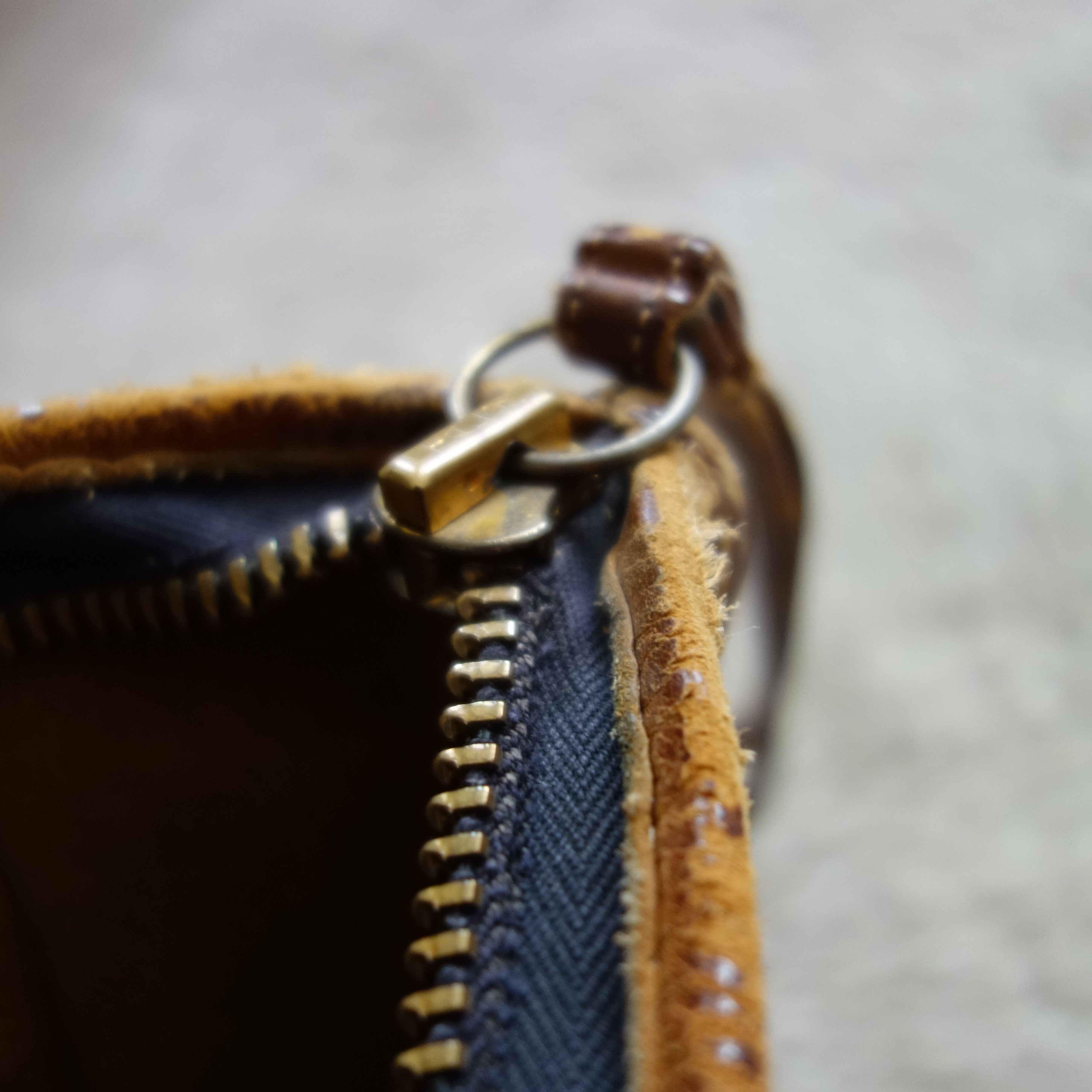 Coach × Vintage vintage distressed Coach usa made Leather Pouch Size ONE SIZE - 1 Thumbnail