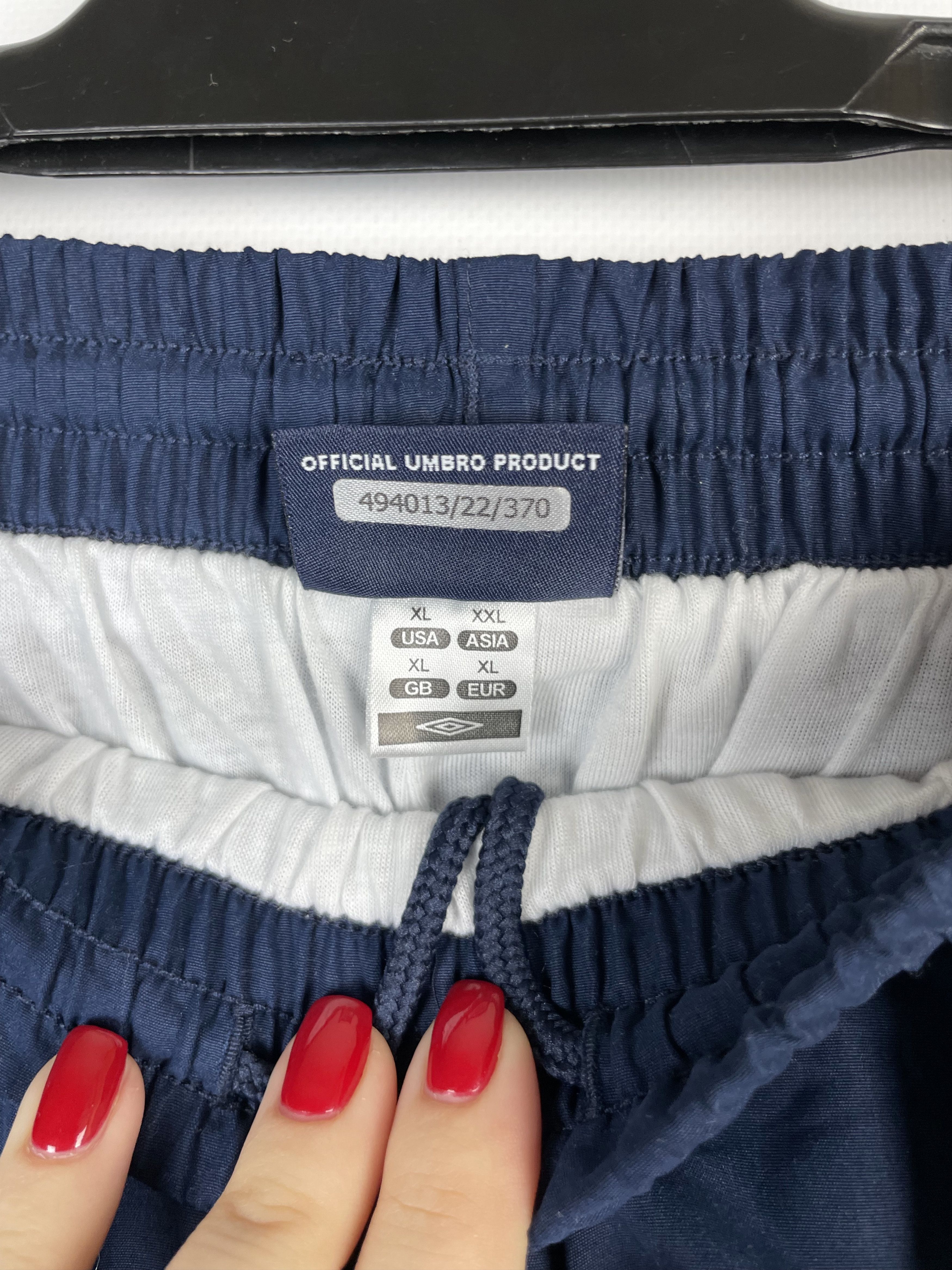 Umbro Umbro navy nylon track pants vintage baggy Size US 36 / EU 52 - 5 Thumbnail