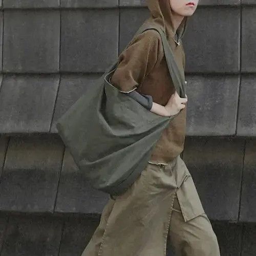 Japanese Brand Canvas Crossbody Bag Size ONE SIZE - 1 Thumbnail