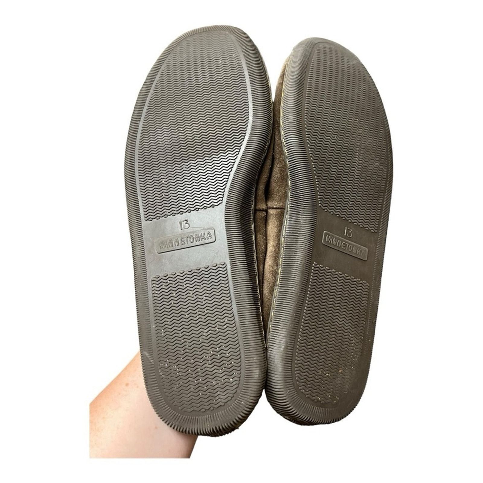 Minnetonka Minnetonka Slippers Men’s size 13 moccasin leather brown Size US 13 / EU 46 - 3 Thumbnail