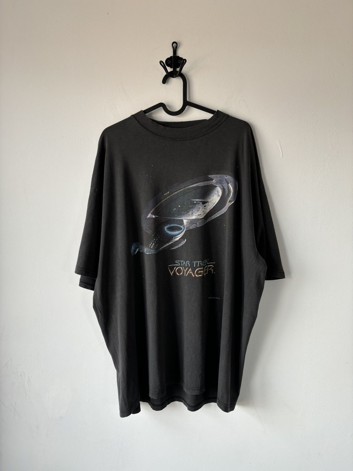 Star Wars Faded Star Trek Voyager 1995 Official Tee Size US XL / EU 56 / 4 - 1 Thumbnail