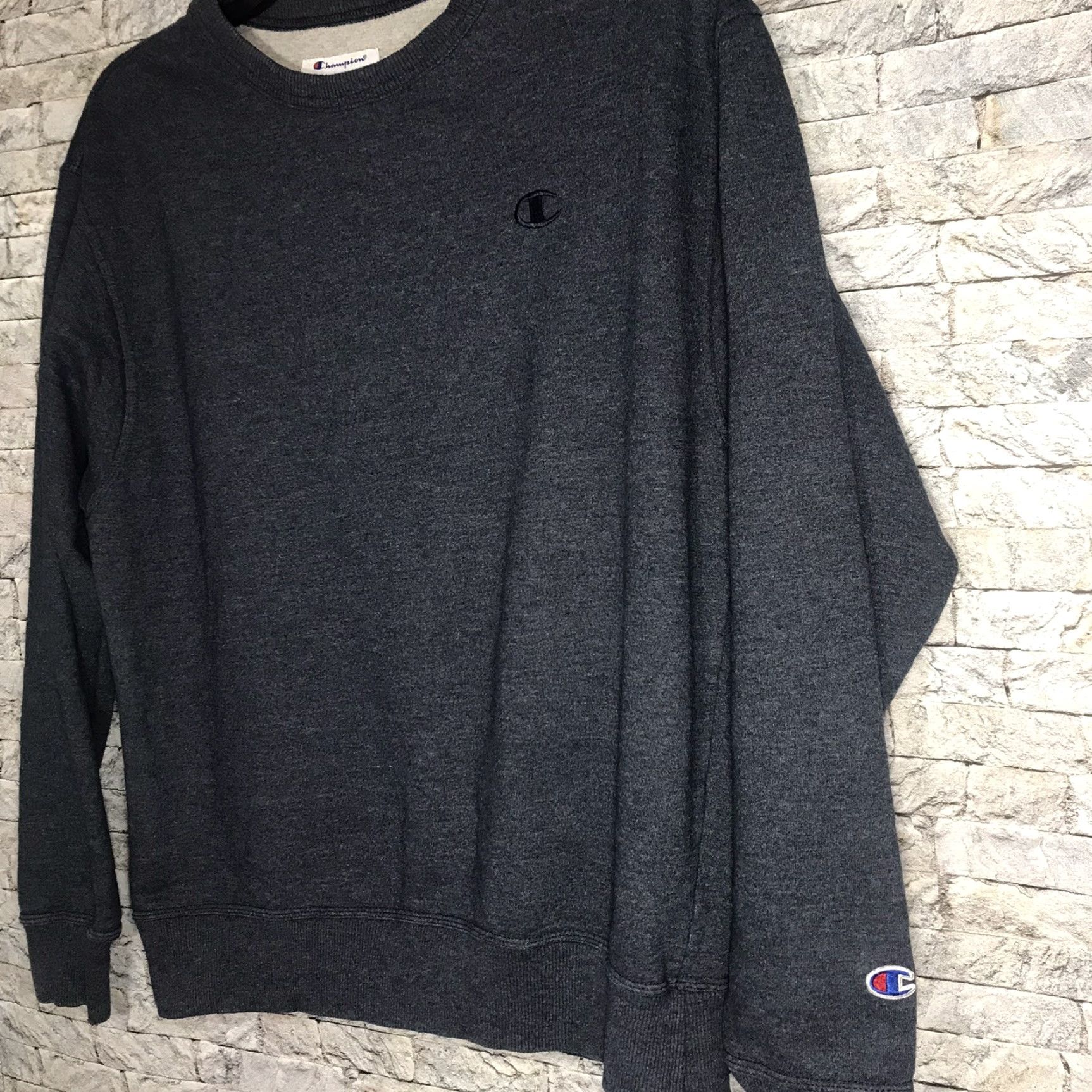 Champion VINTAGE Champion Blue Crewneck Long Sleeve Sweatshirt MEN'S M Size US M / EU 48-50 / 2 - 2 Thumbnail