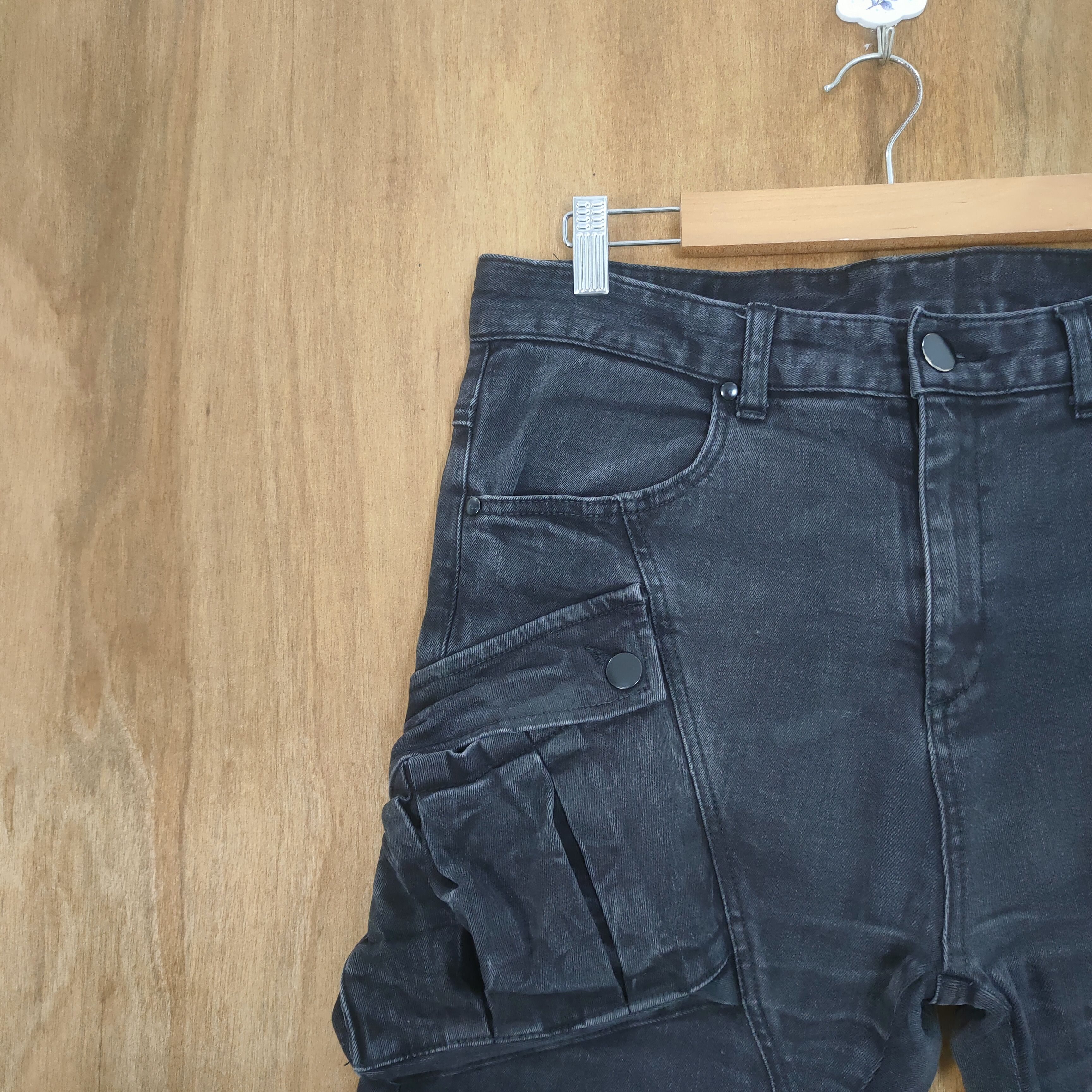 Unplugged Museum VINTAGE UNPLUGGED BIKER BLACK CARGO PANTS Size US 32 / EU 48 - 4 Thumbnail
