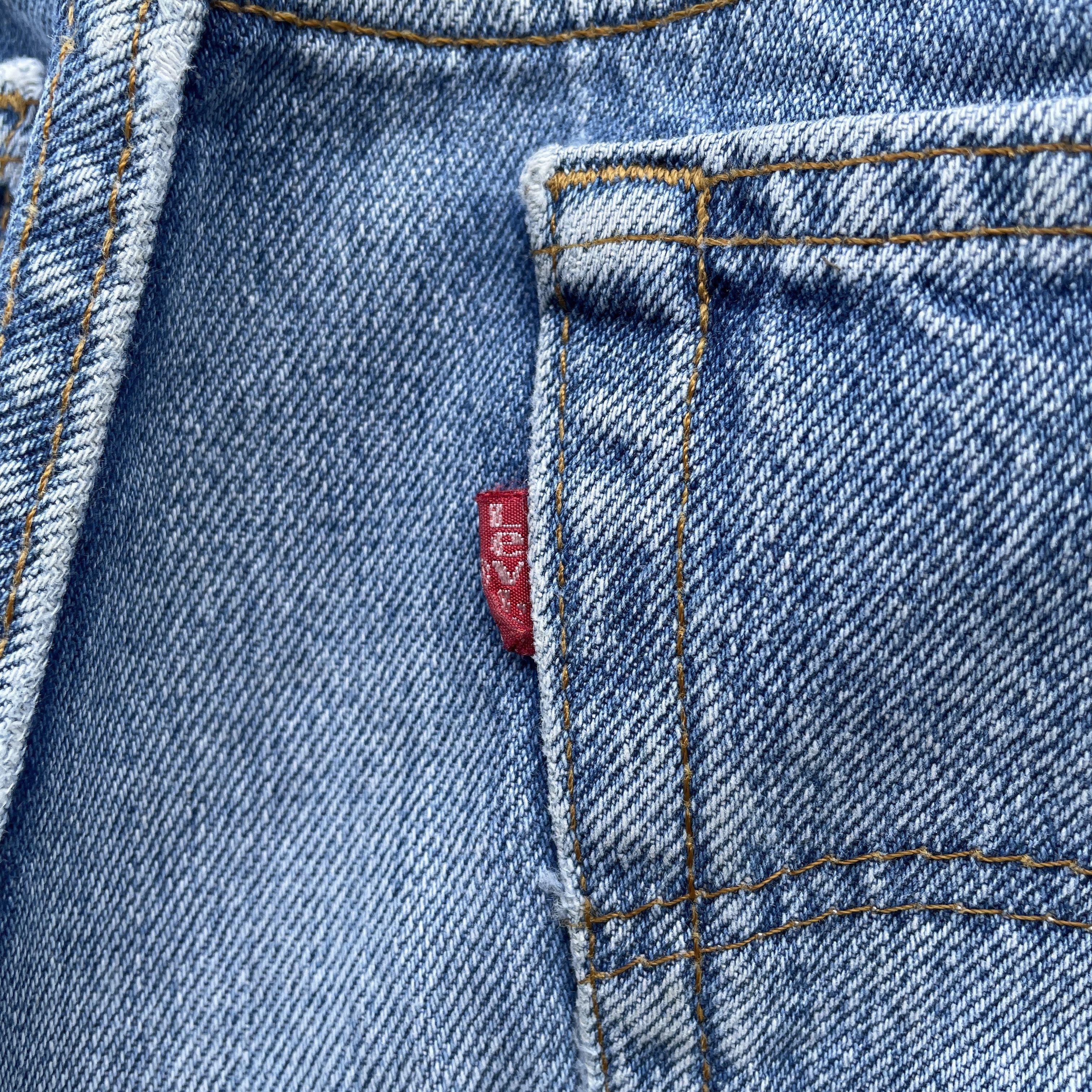 Levi's Vintage Clothing Vintage Levi’s 501 USA Sick Denim Jeans Pants Thrashed W37 Size US 37 - 12 Thumbnail