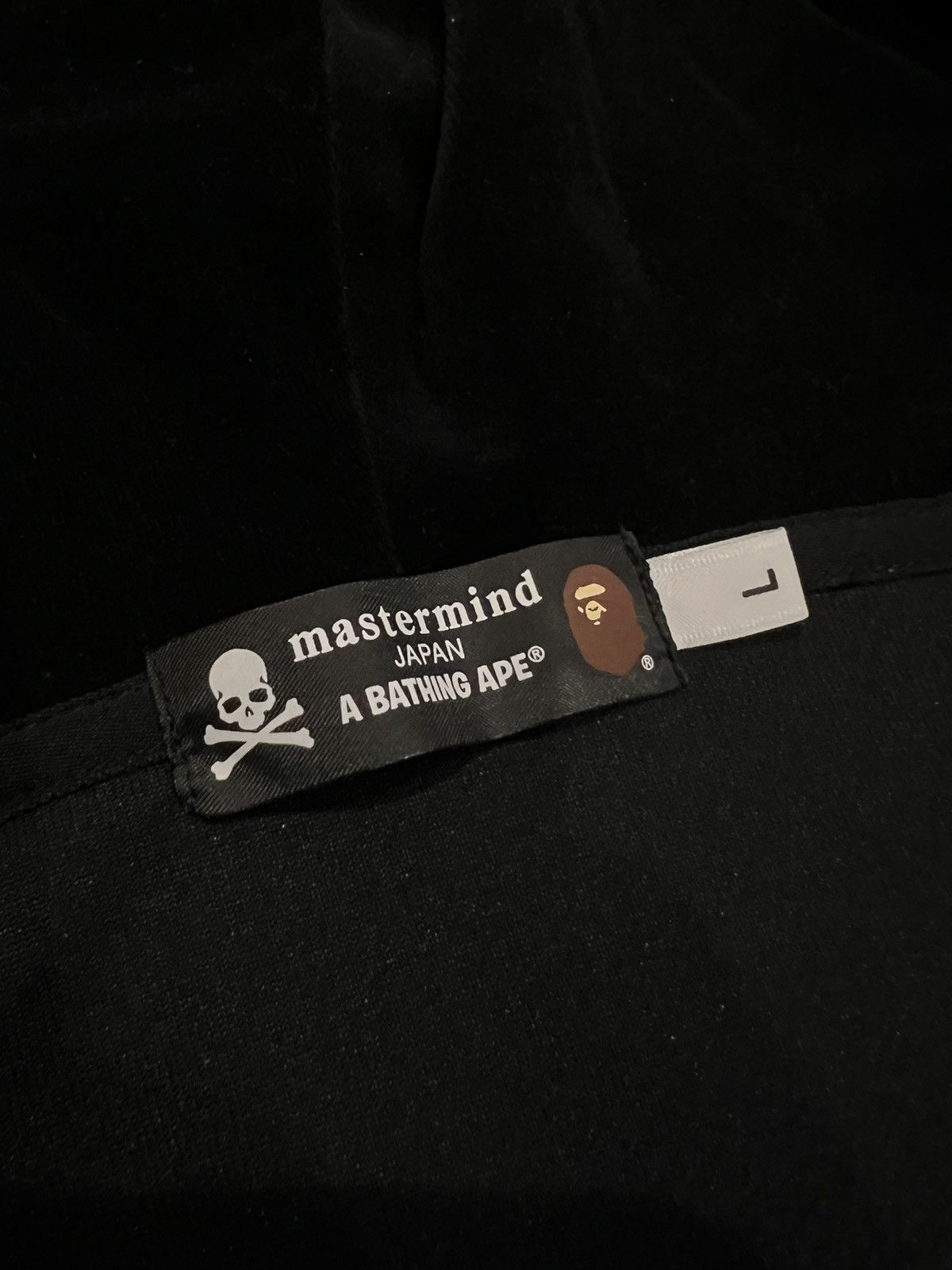 Bape × Mastermind Japan A Bathing Ape x Mastermind Japan Skull Full Zip Shark Hoodie Size US L / EU 52-54 / 3 - 11 Thumbnail