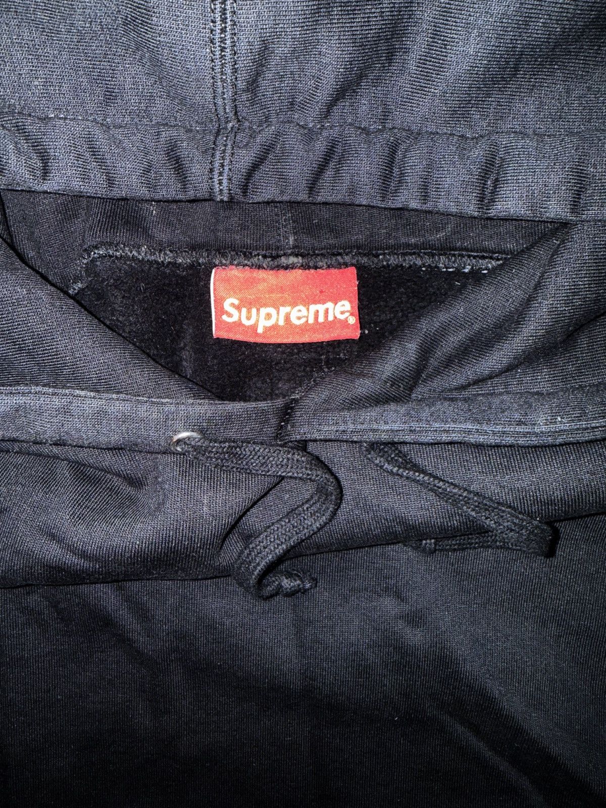 Supreme Supreme FW19 Rhinestone Script Hoodie Size US XL / EU 56 / 4 - 4 Thumbnail