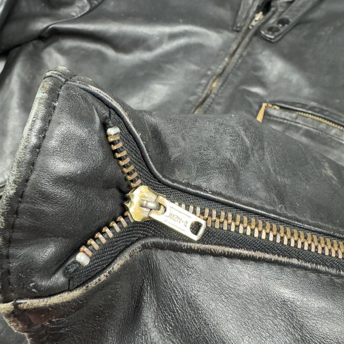 Vintage Berman's Leather Jacket Vintage 60/70s Lenzip biker punk Size US L / EU 52-54 / 3 - 9 Thumbnail