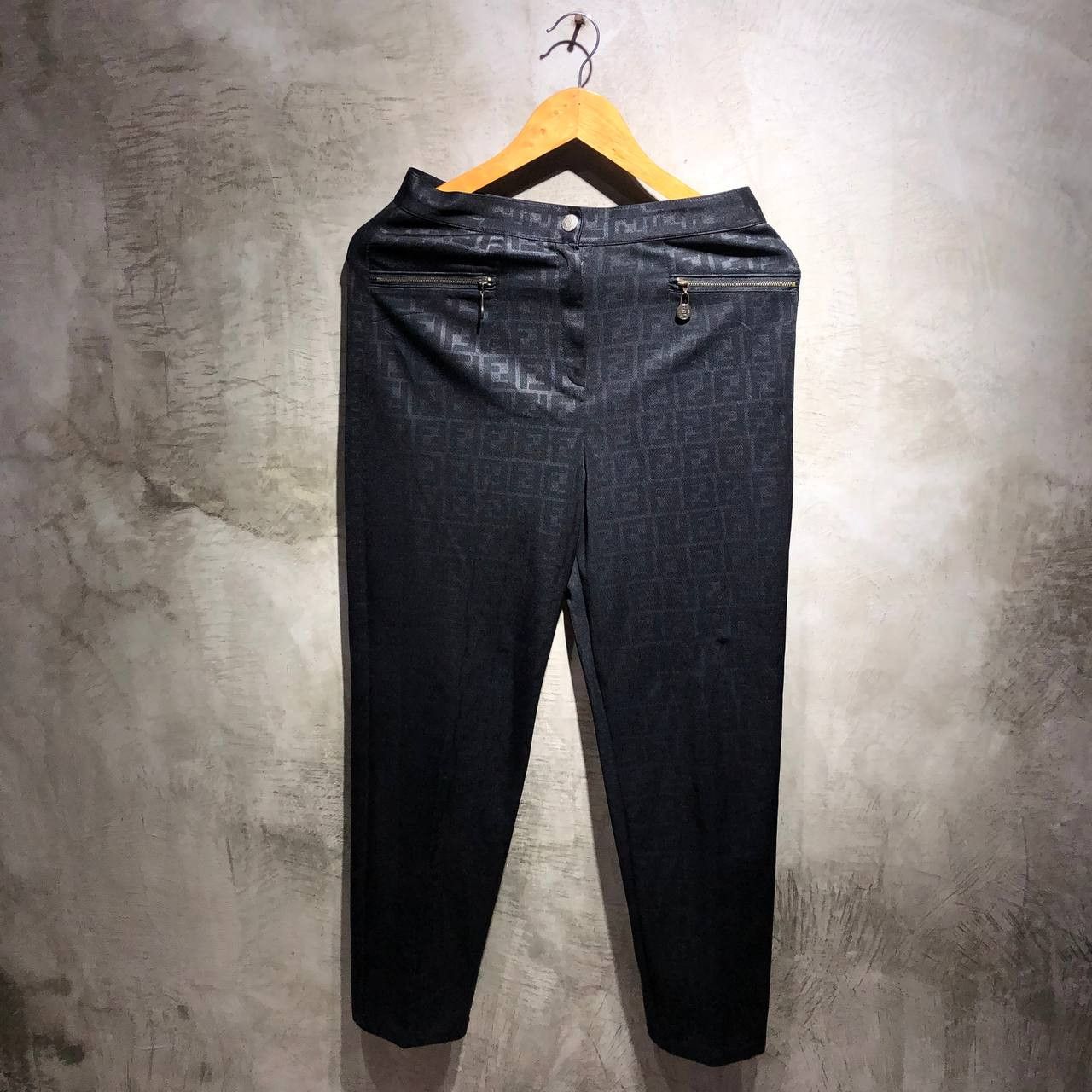 Fendi Fendi Zucca Monogram Pants Size 28" / US 6 / IT 42 - 1 Thumbnail