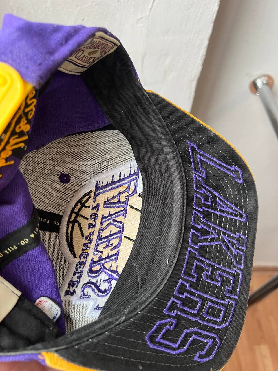 Mitchell & Ness LOS ANGELES LAKERS VINTAGE MITCHELL&NESS NBA CAP RARE Size ONE SIZE - 13 Thumbnail
