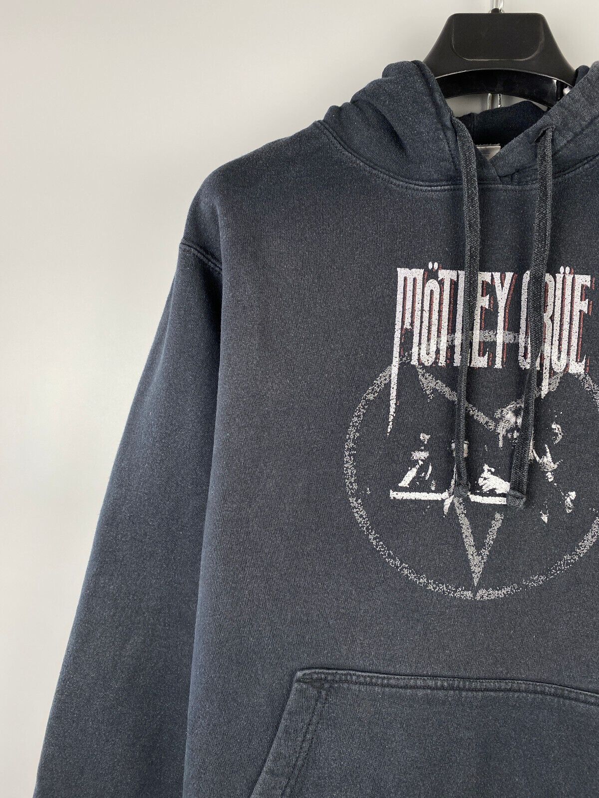 Band Tees × Vintage Vintage Motley Crue Rock Band Metal Faded Hoodie Size US M / EU 48-50 / 2 - 4 Thumbnail