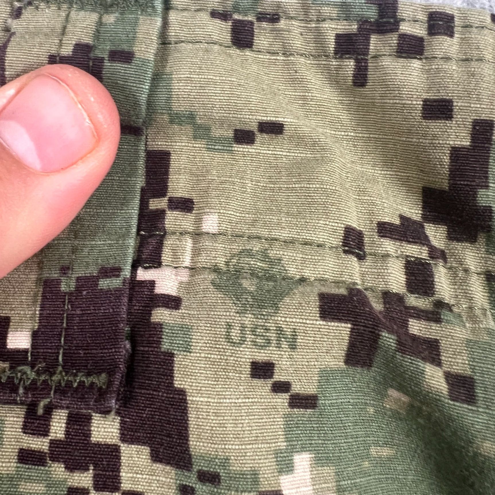 VINTAGE Navy Working Uniform Ripstop Trousers Pants Small Green Digital Camo USN Cargo Pants Mens Regular Green 90s Army USA Classic Vintage Feel