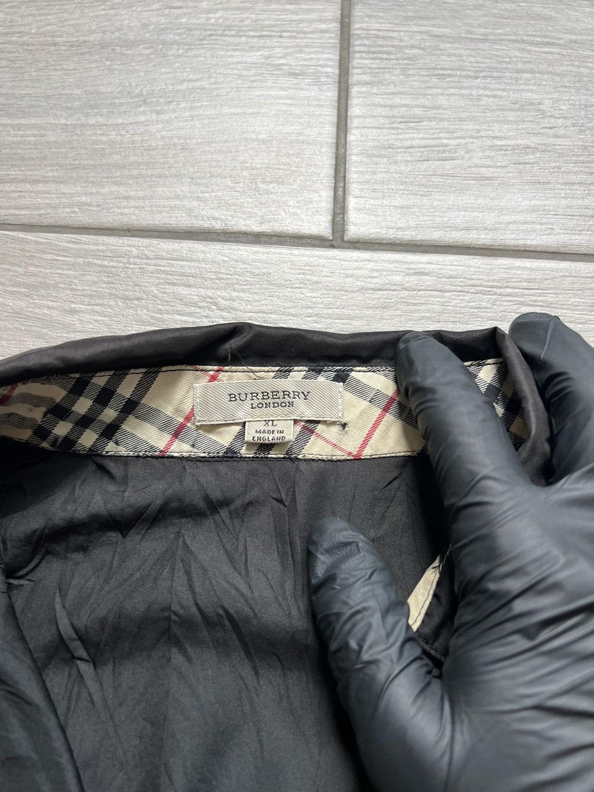 Burberry Burberry Shirt Nova Check Black Size L / US 10 / IT 46 - 4 Thumbnail