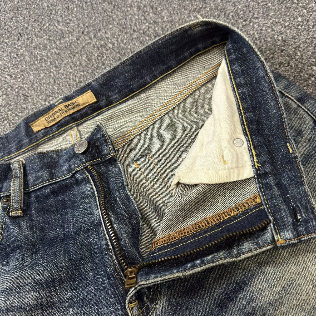Undercover × Uniqlo 🔥🇯🇵 Vintage Japanese Uniqlo S002 Faded Jeans Denim Size US 31 - 11 Thumbnail
