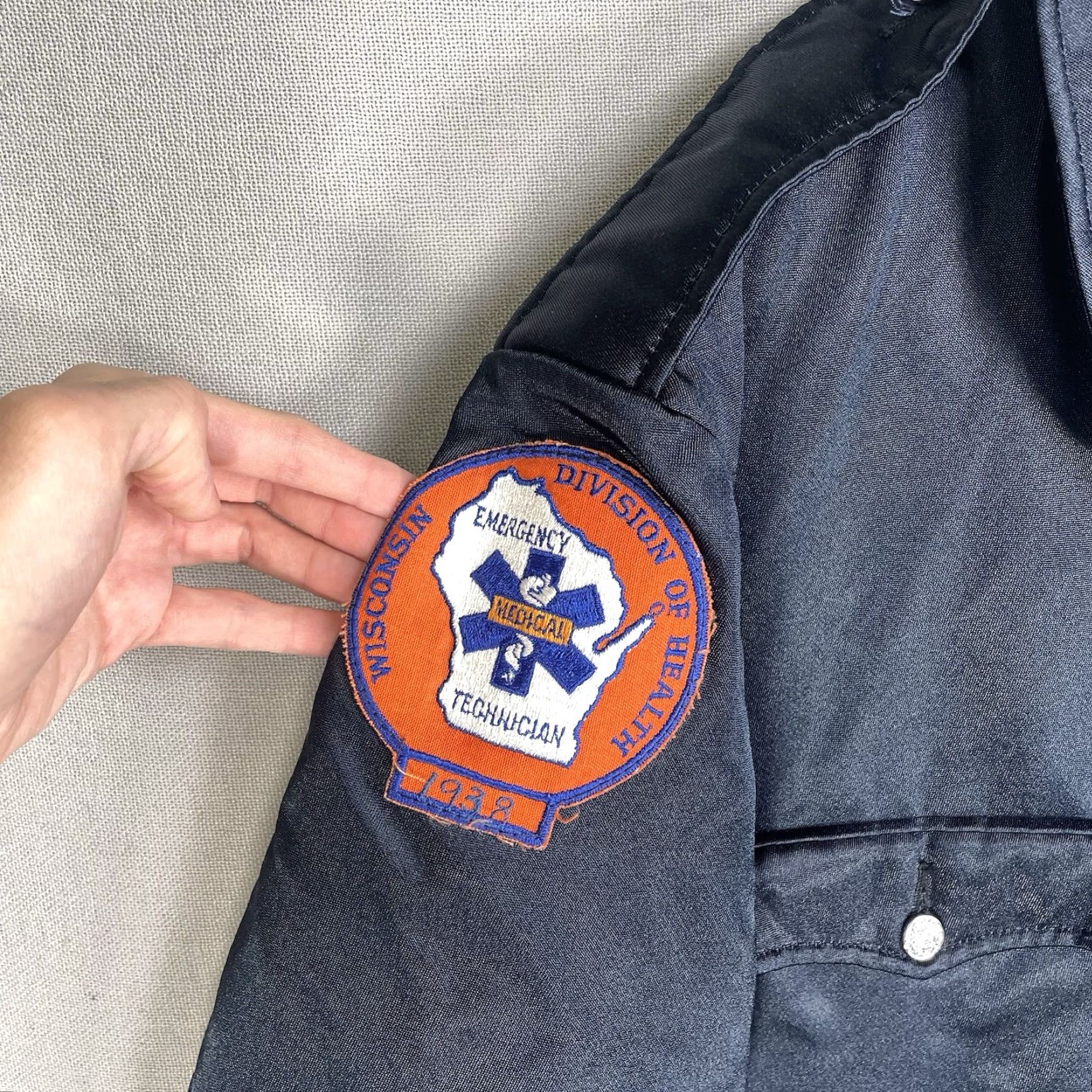 Vintage VINTAGE Blauer Jacket 80s Motorcycle Jacket Mens Size 44 Short Blue Fire Department Racine Wisconsin Size US 44 / EU 60 - 4 Thumbnail