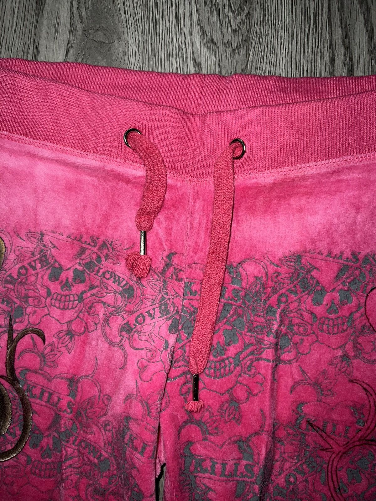 Ed Hardy Ed Hardy velvet skull sweatpants 💗☠️ Size 28" / US 6 / IT 42 - 10 Thumbnail