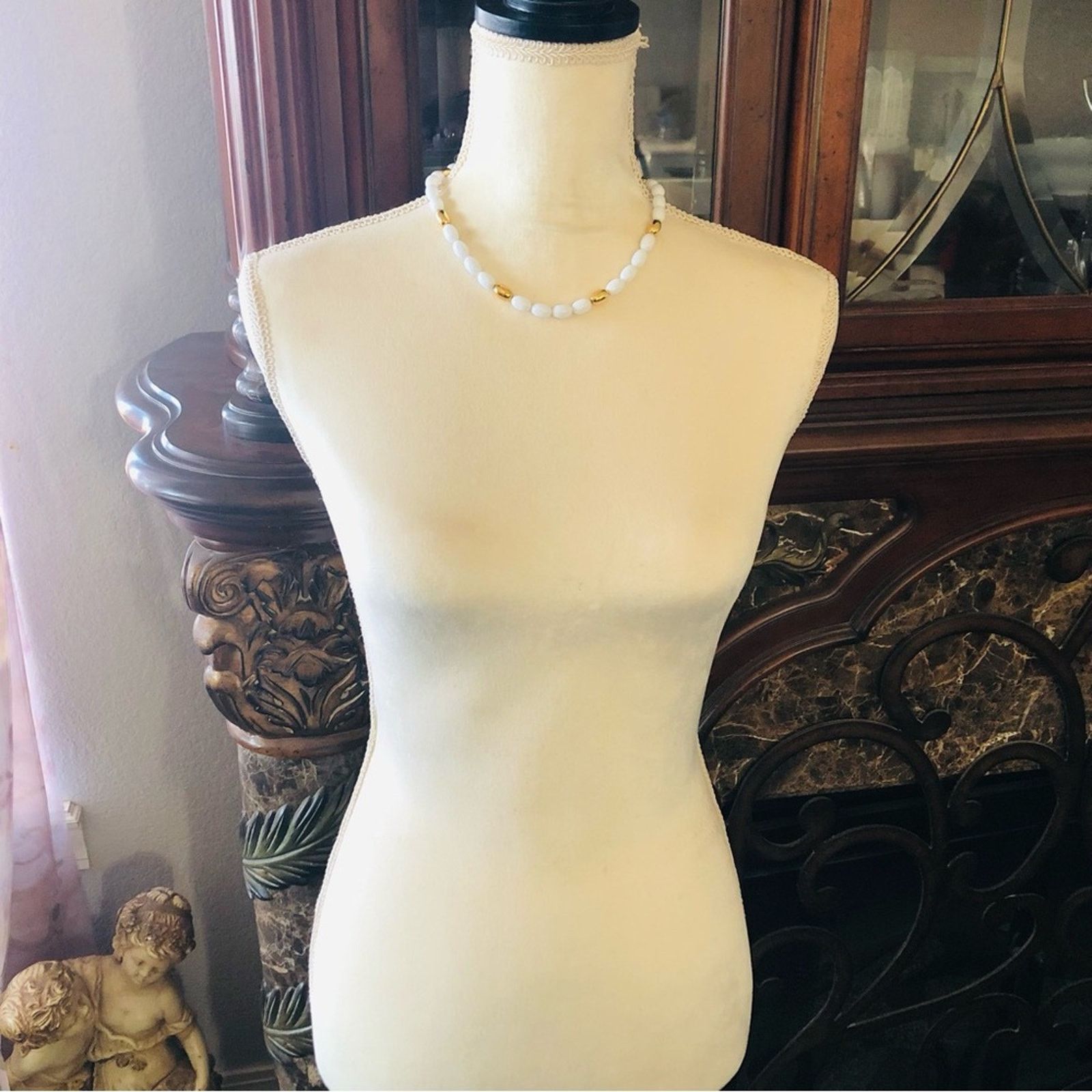 Vintage Vintage Napier white and gold barrel bead necklace Size ONE SIZE - 6 Thumbnail