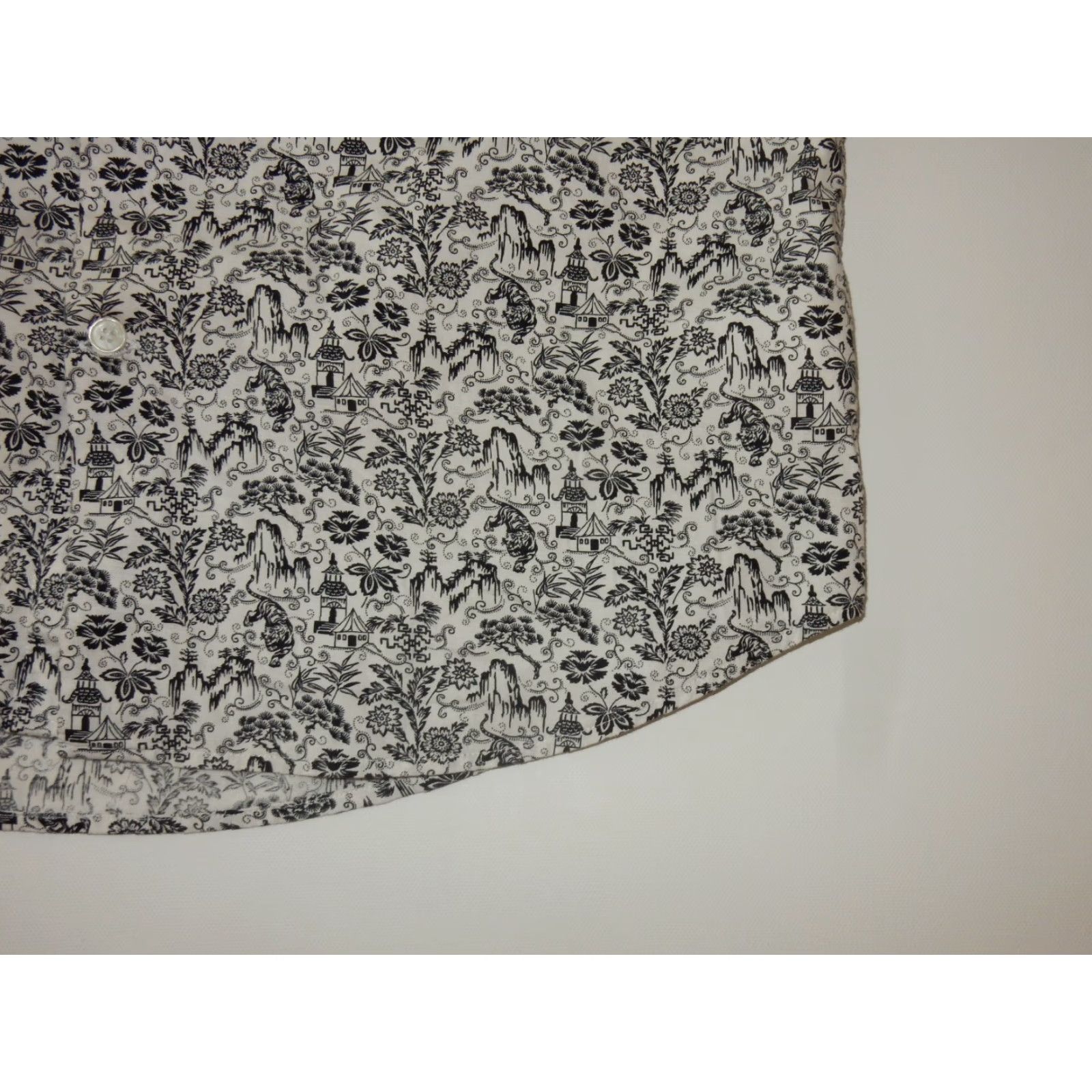 Express Express Men’s Long Sleeve Button-Front Shirt S Slim Tigers Buddhist Temples Floral White Cotton Size US S / EU 44-46 / 1 - 3 Thumbnail