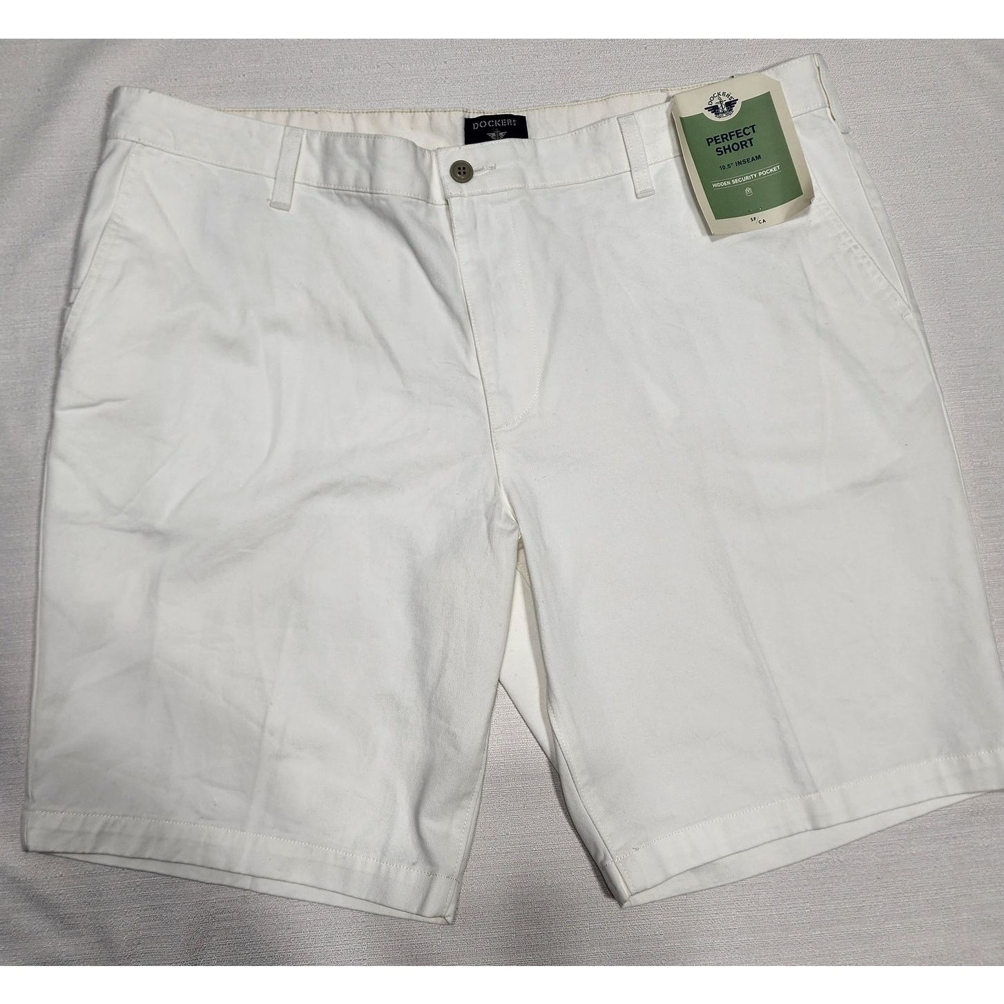 Dockers Dockers men's Ultimate supreme flex W42''x L21'' Size US 42 / EU 58 - 1 Thumbnail