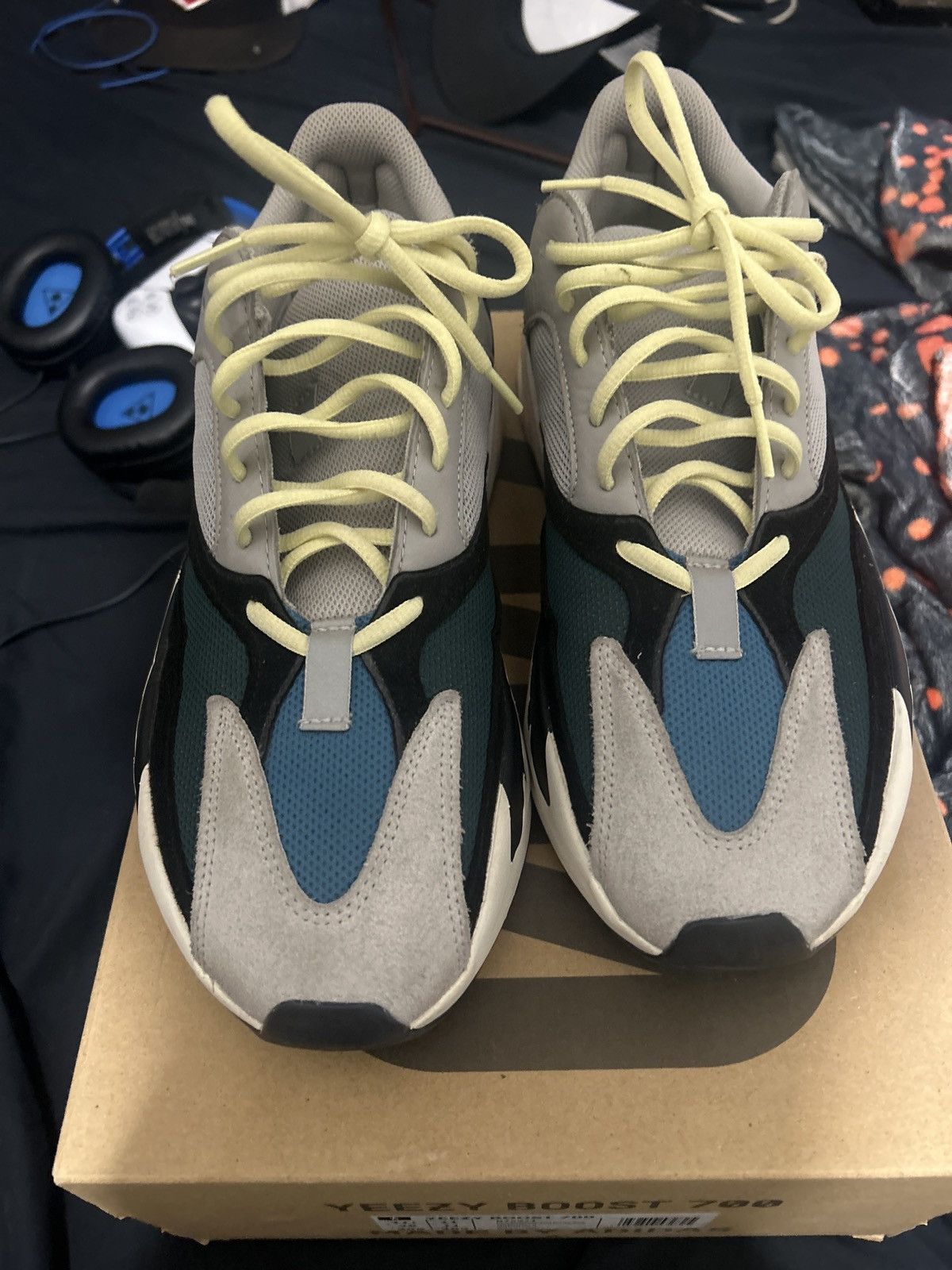 Yeezy Yeezy 700 Wave Runner Size US 11.5 / EU 44-45 - 3 Thumbnail