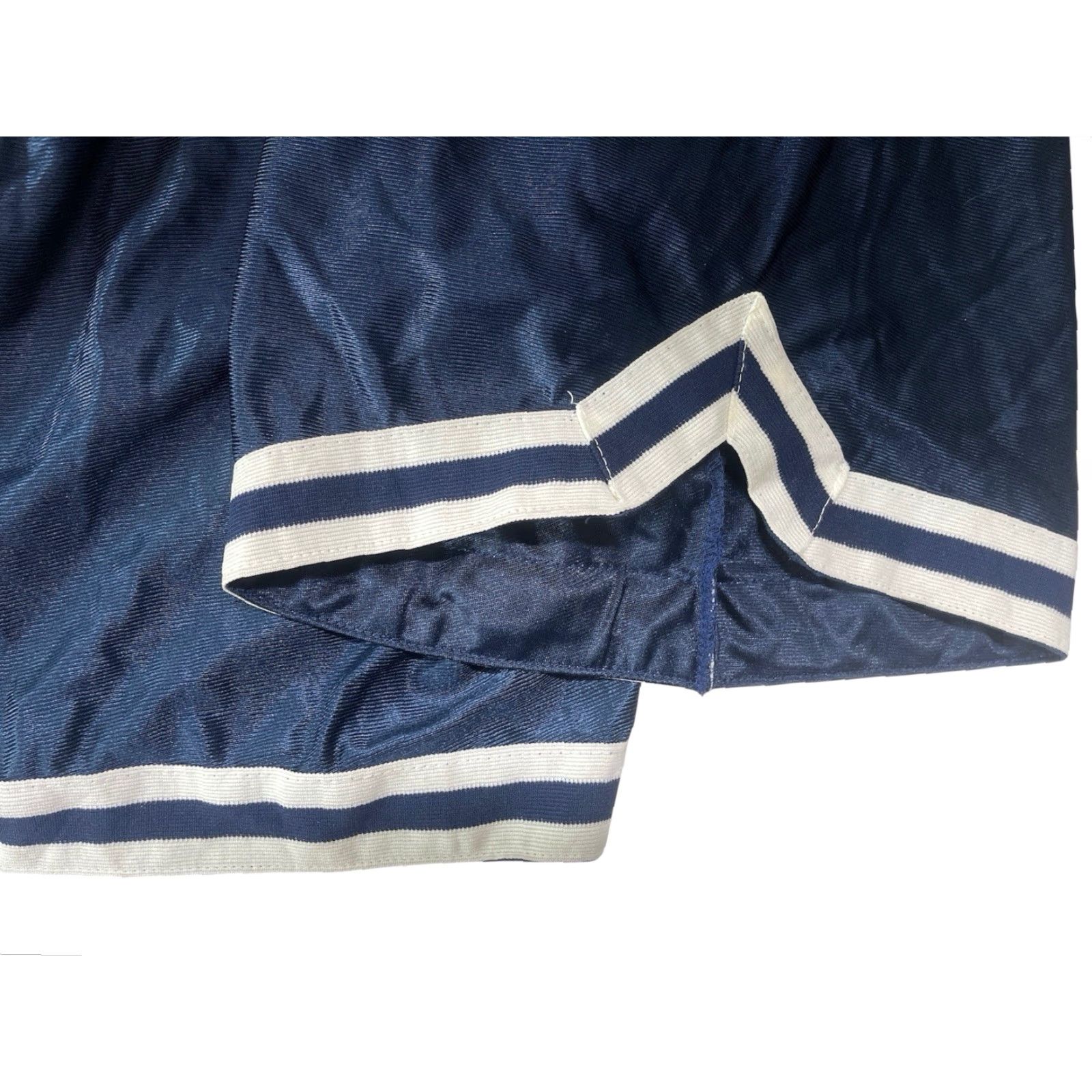 Vintage VINTAGE Don Alleson dazzle basketball shorts Mens L NWOT 90s navy blue 100% nylon athletic basketball Size US 33 - 3 Thumbnail