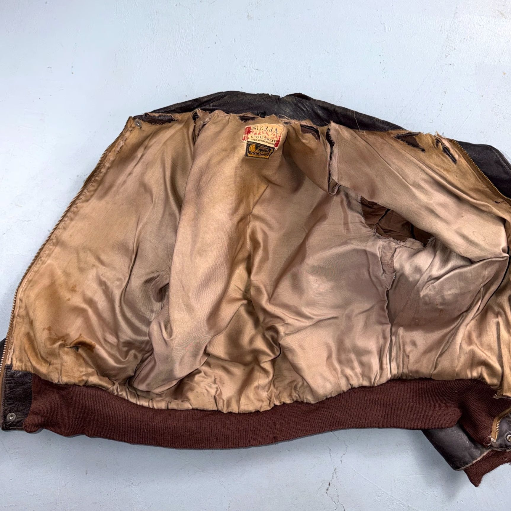 Vintage VTG 50s Sierra Sportswear Horsehide Leather Jacket Distressed Buco A2 Bomber Jacket Mens Brown Size L Size US L / EU 52-54 / 3 - 2 Thumbnail