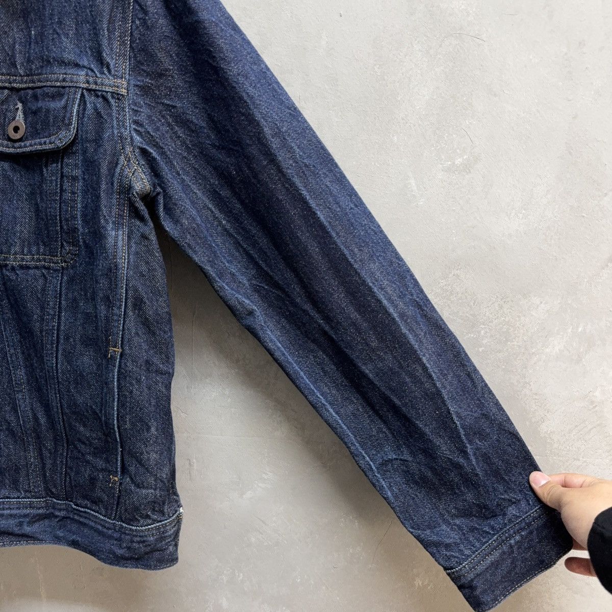 Banana Republic Banana Republic Selvedge Denim Trucker Jacket Indigo Size M Size US M / EU 48-50 / 2 - 9 Thumbnail