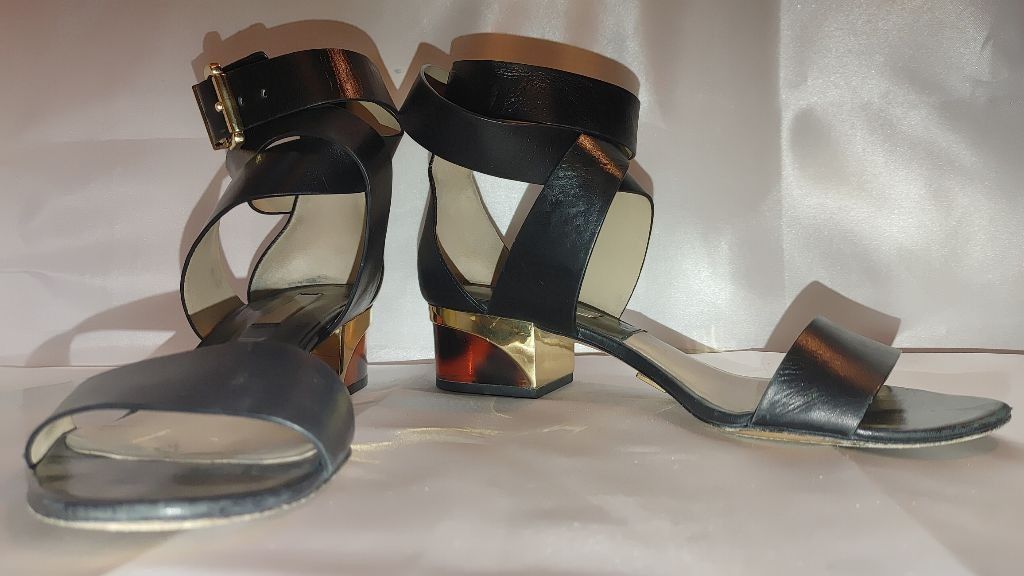 Michael Kors Michael Kors Tulia Black Heel Sandals Size 40 Size US 9.5 / IT 39.5 - 6 Thumbnail