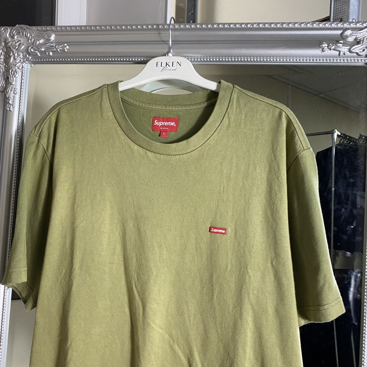 Supreme Rare T-Shirt Supreme Logo Size US L / EU 52-54 / 3 - 2 Thumbnail