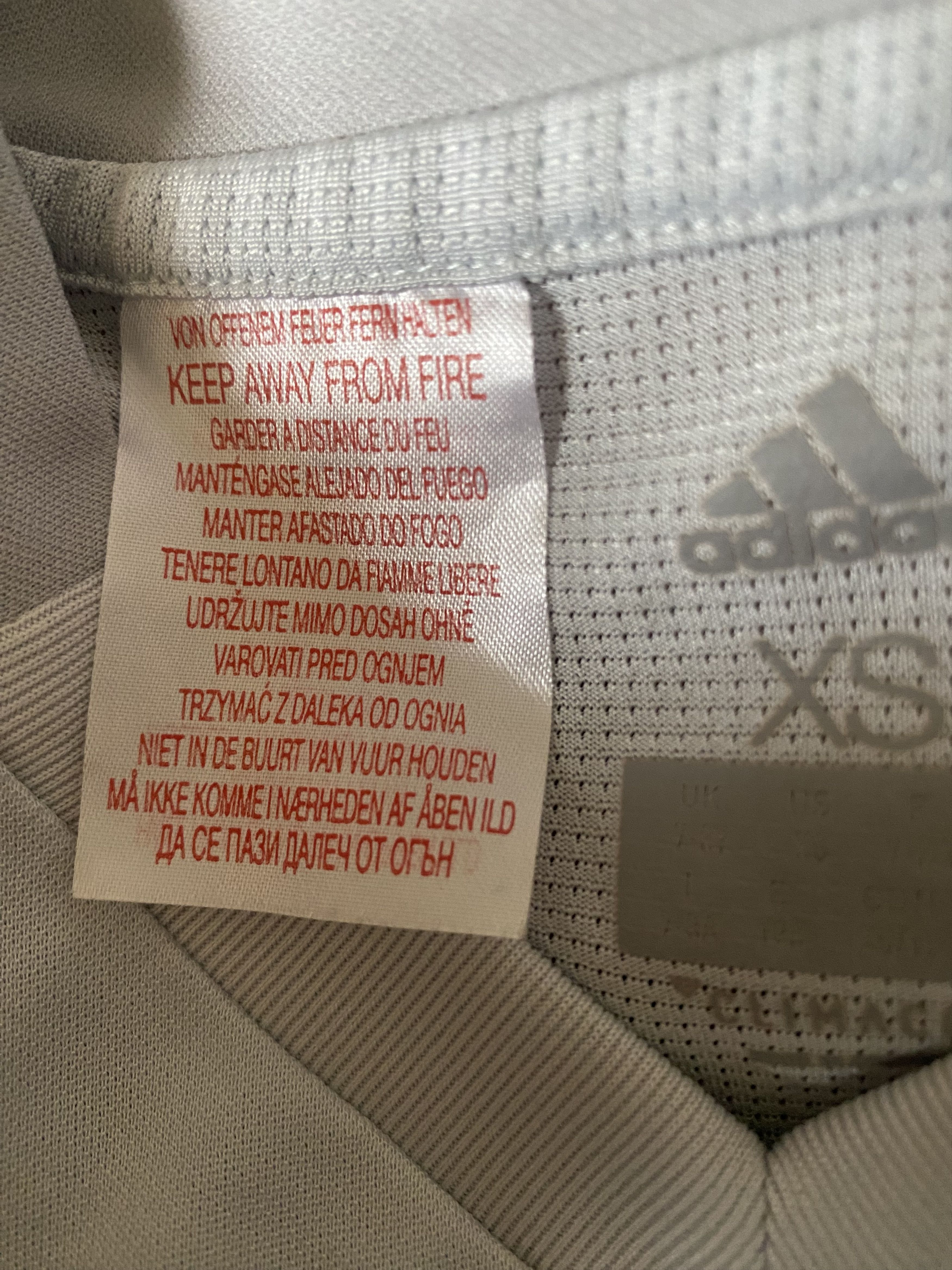 Adidas MANCHESTER UNITED 2018 - 2019 - Adidas - kids - XS - UNIQUE Size US XXS / EU 40 - 7 Thumbnail