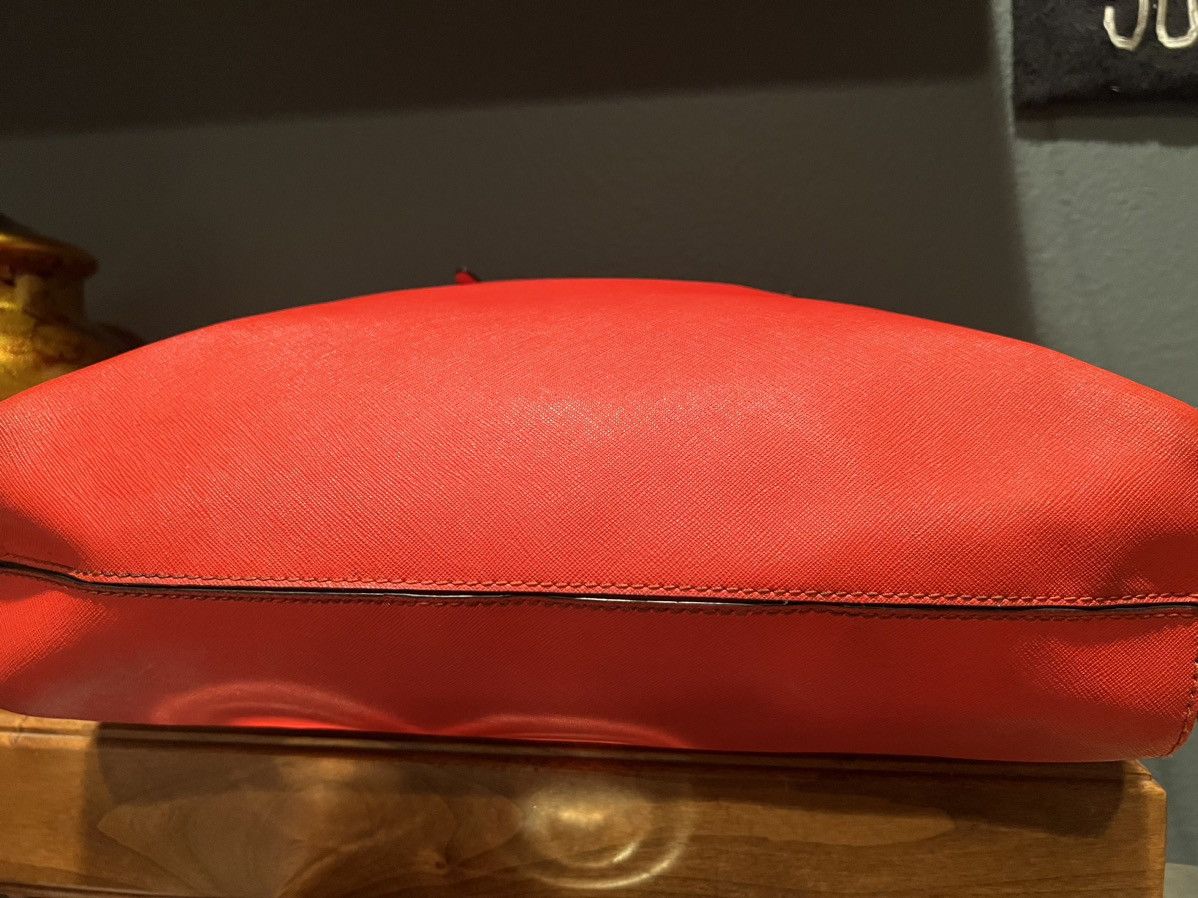 Michael Kors Michael Kors Saffiano Leather Bag Size ONE SIZE - 20 Thumbnail