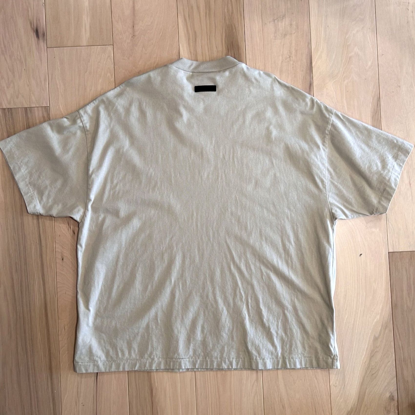 Fear of God Fear of God ESSENTIALS Oversized Beige Shirt Mens Large Size US L / EU 52-54 / 3 - 2 Thumbnail