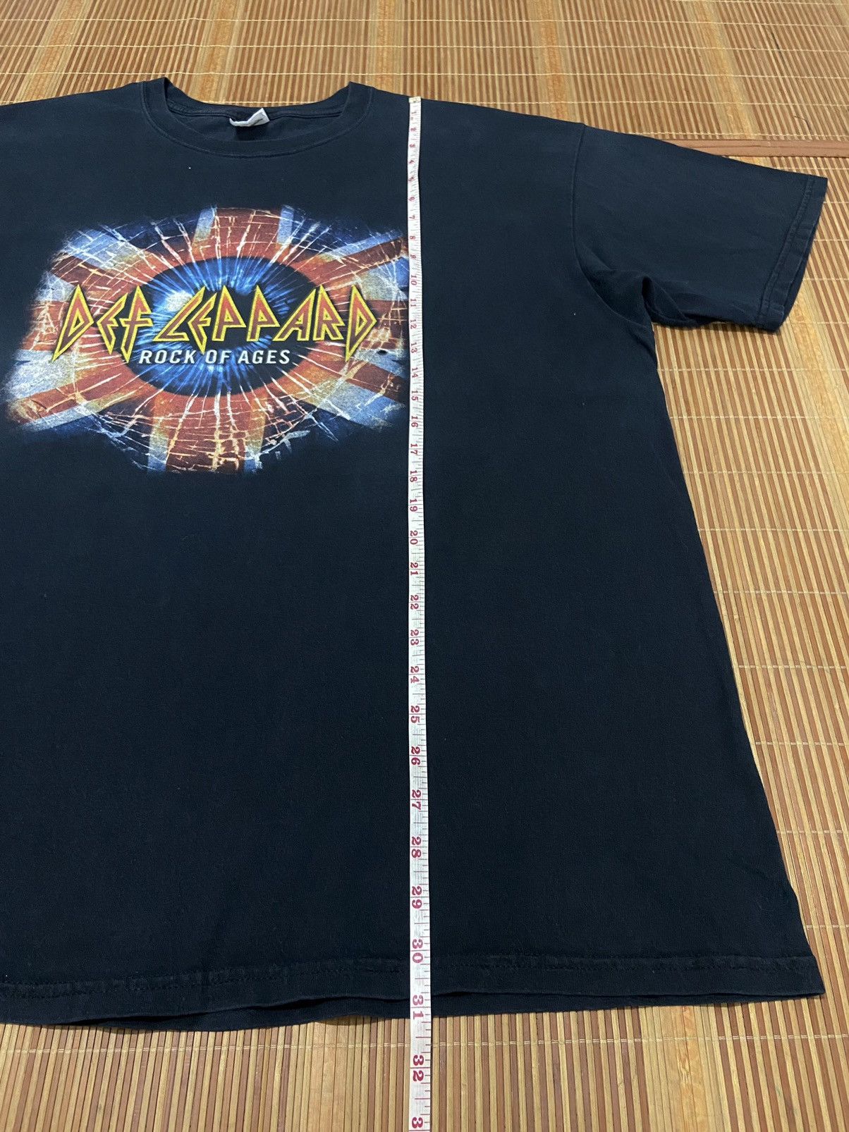 Band Tees DEF LEPPARD ROCK OF AGES TOUR TEE Size US XXL / EU 58 / 5 - 8 Thumbnail