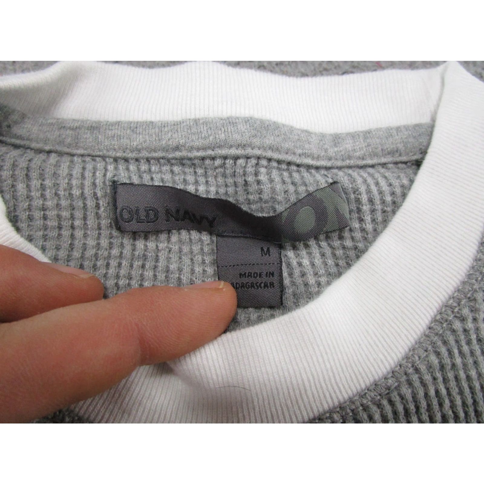 Old Navy VTG Old Navy Thermal Long Sleeve Base Layer Shirt M White Knits Crew Neck Outdoor, Base Layer, Thermal Mens Shirt Size US M / EU 48-50 / 2 - 4 Thumbnail