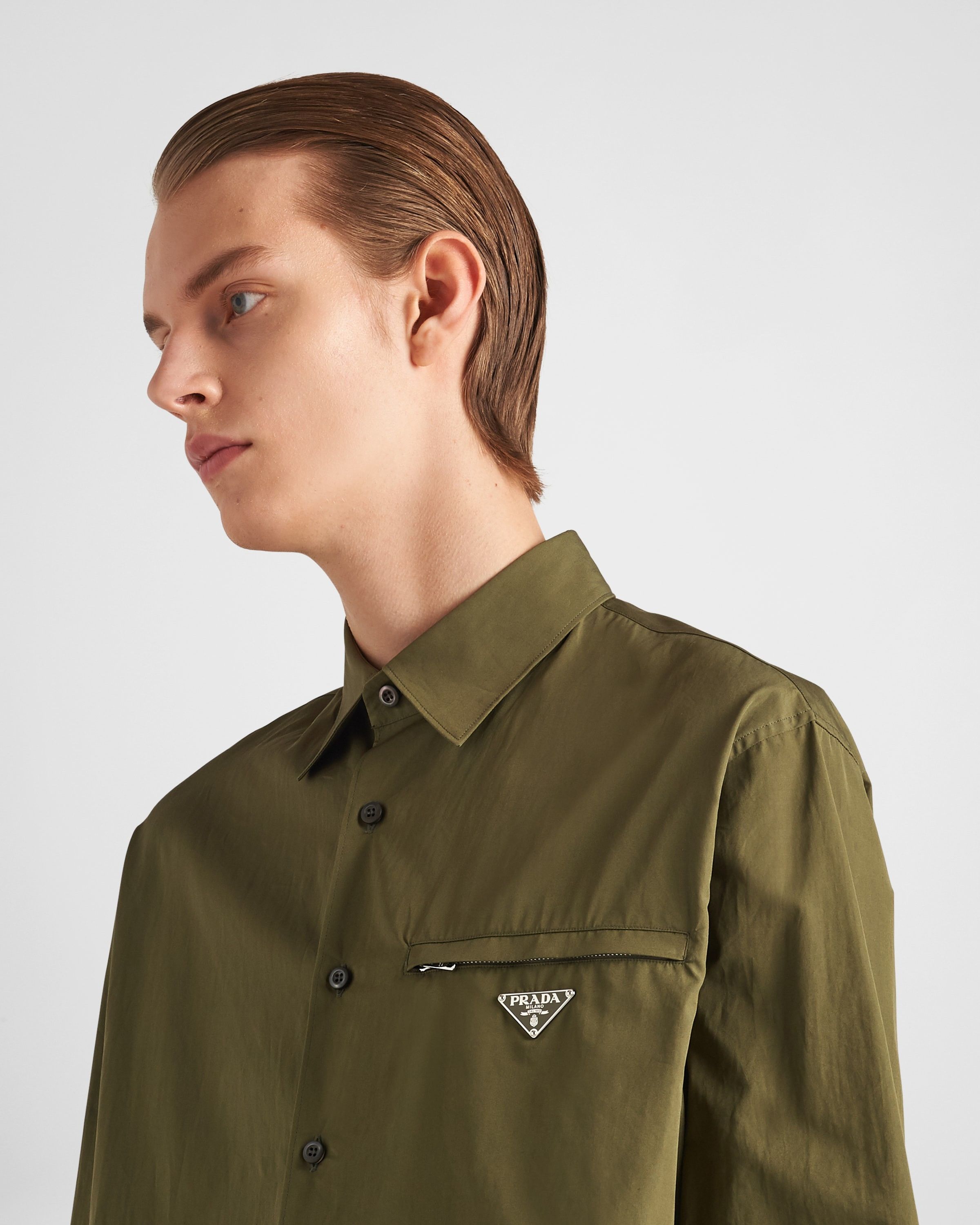 Prada oc11z0625 Shirt in Khaki Size US L / EU 52-54 / 3 - 4 Thumbnail