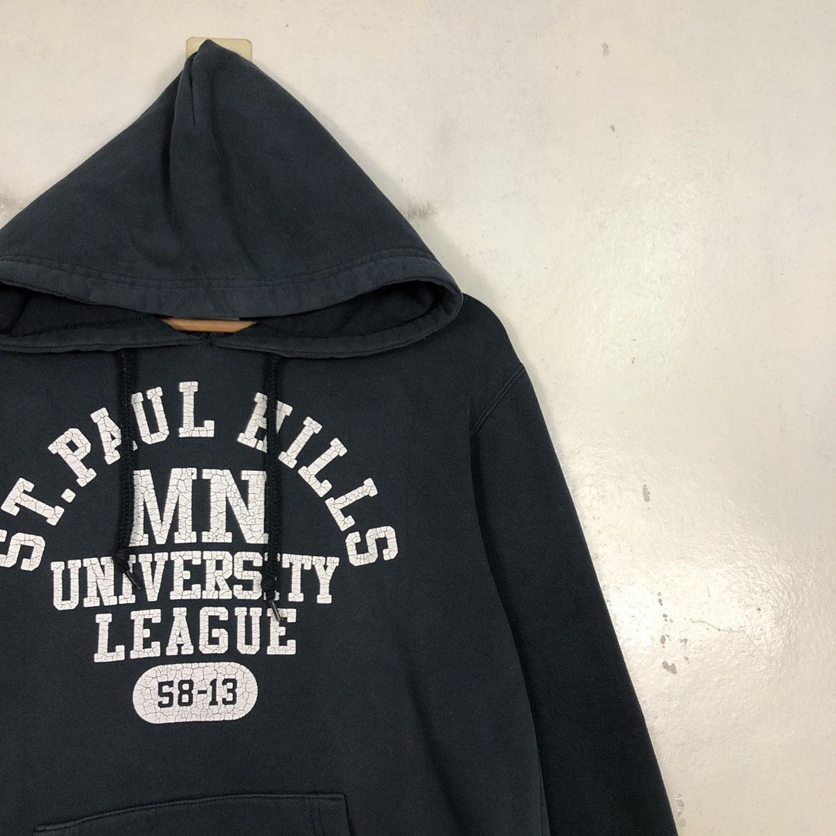 Vintage 📌Vintage Sweatshirt Hoodie Discus Athletic St Paul Hills Size US L / EU 52-54 / 3 - 8 Thumbnail