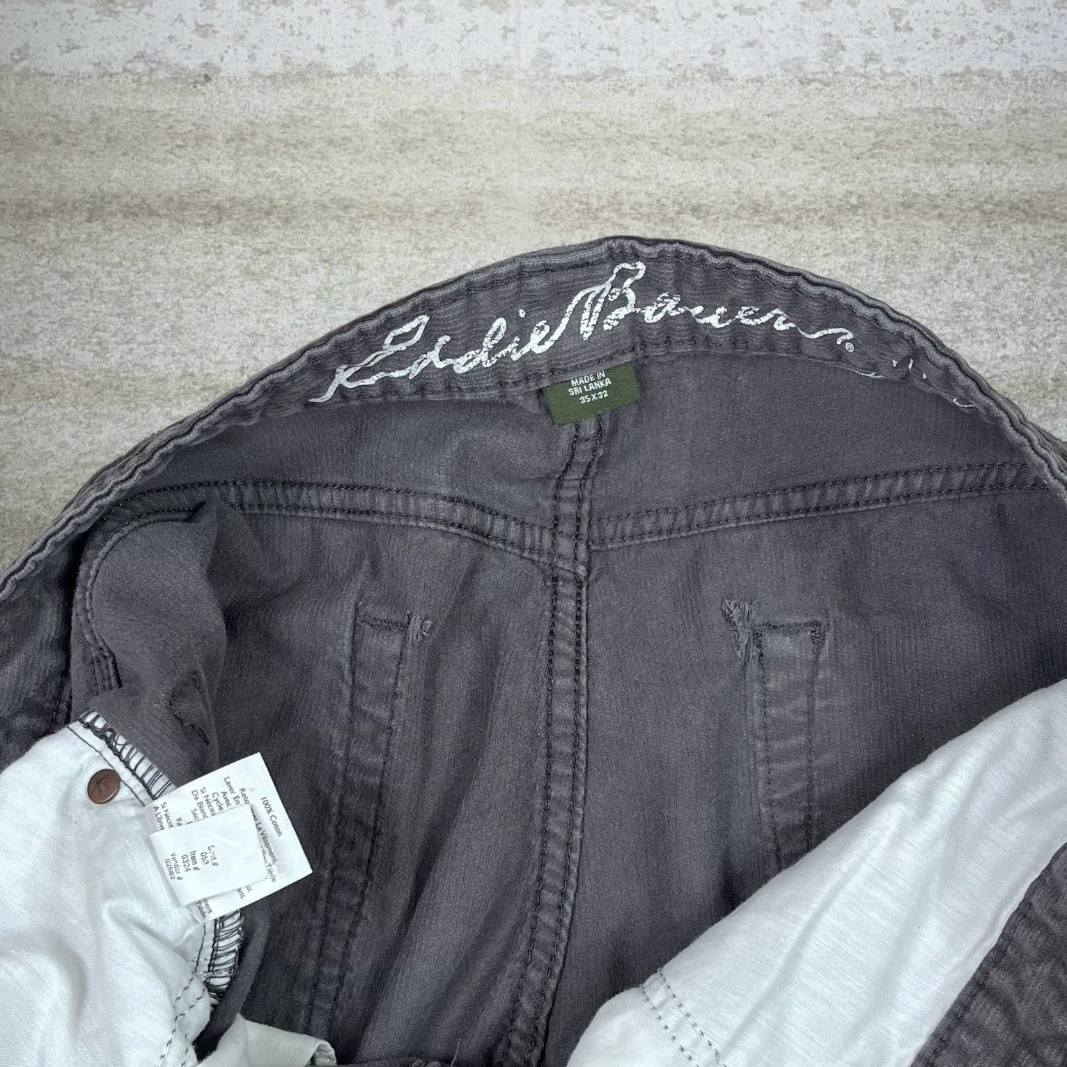 Eddie Bauer Vintage Y2K Eddie Bauer Corduroy Pants 35x32 Straight Grey Size US 35 - 4 Thumbnail