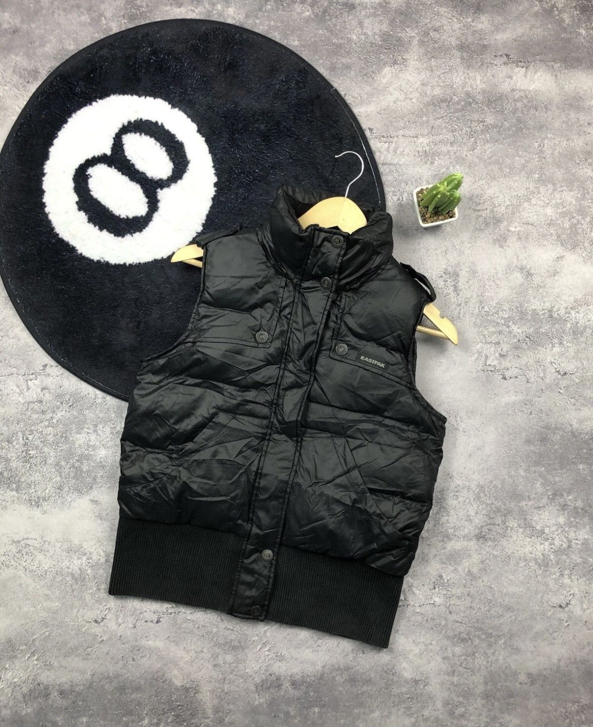 Eastpak EASTPAK Vintage Puffer Vest Mini Logo Black Streetwear Size US S / EU 44-46 / 1 - 1 Thumbnail