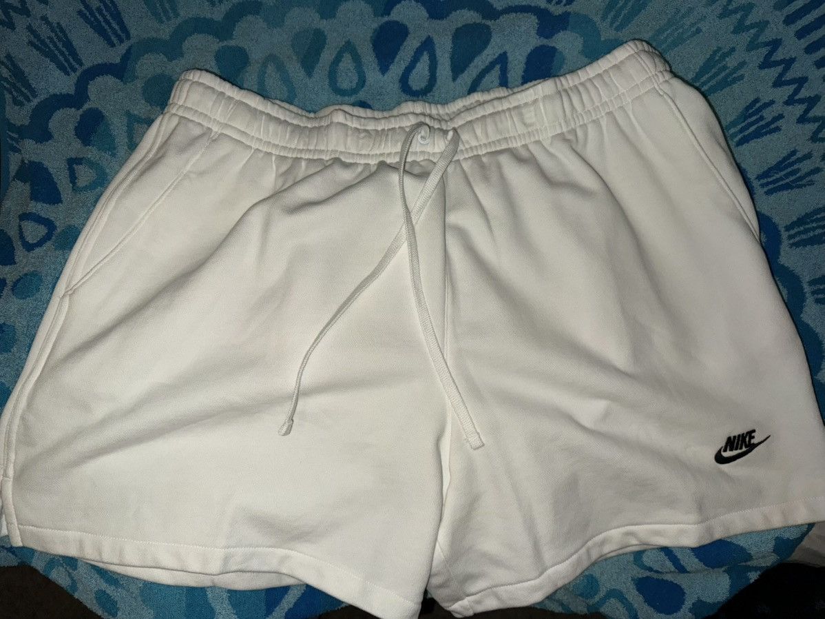Nike White Cotton Nike Shorts — XXL Above the knee standard fit. Size US 32 / EU 48 - 1 Thumbnail