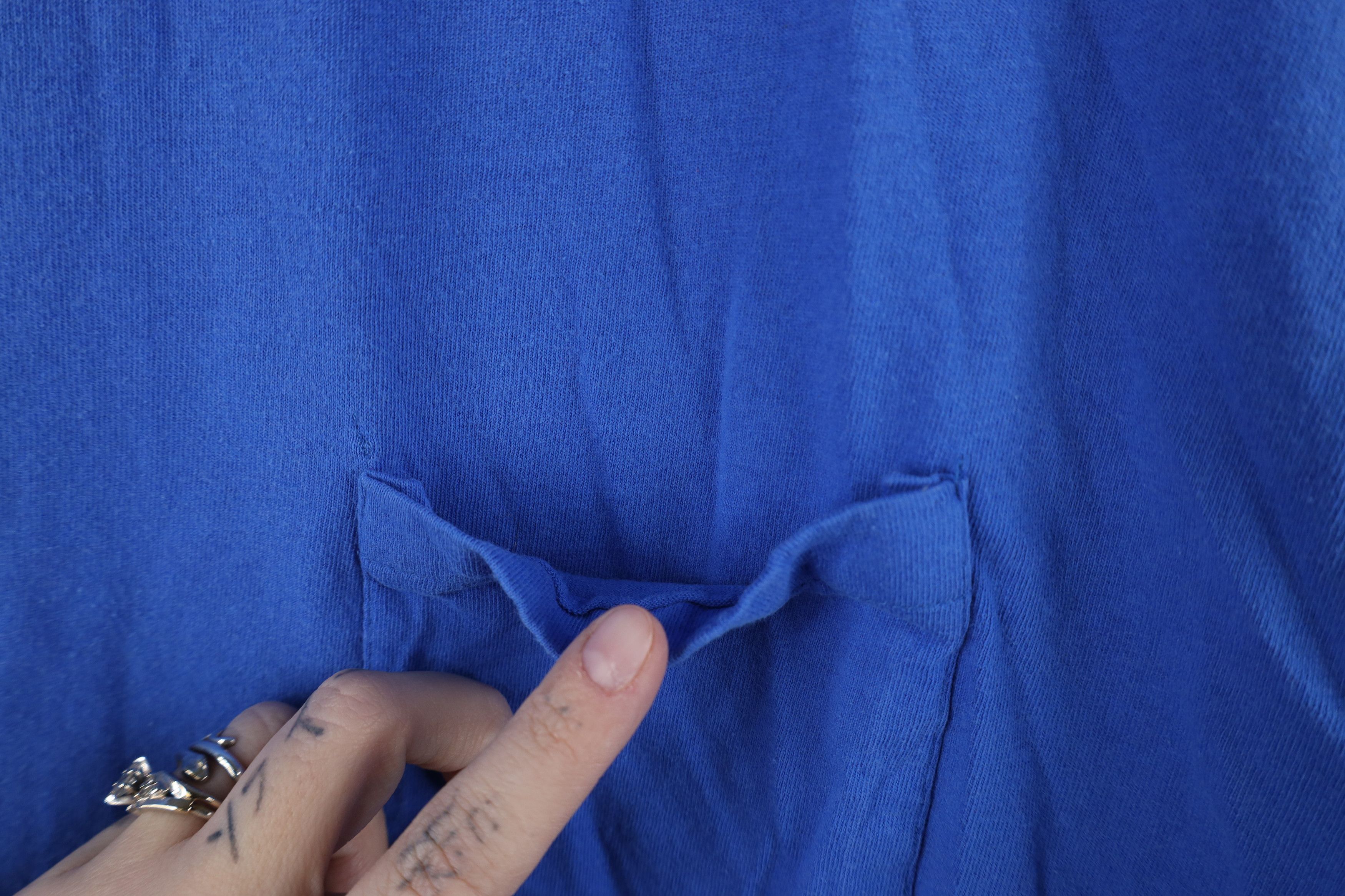 Hanes Vintage 90s Hanes Blank Cotton Pocket T-Shirt Royal Blue Size US XL / EU 56 / 4 - 7 Thumbnail