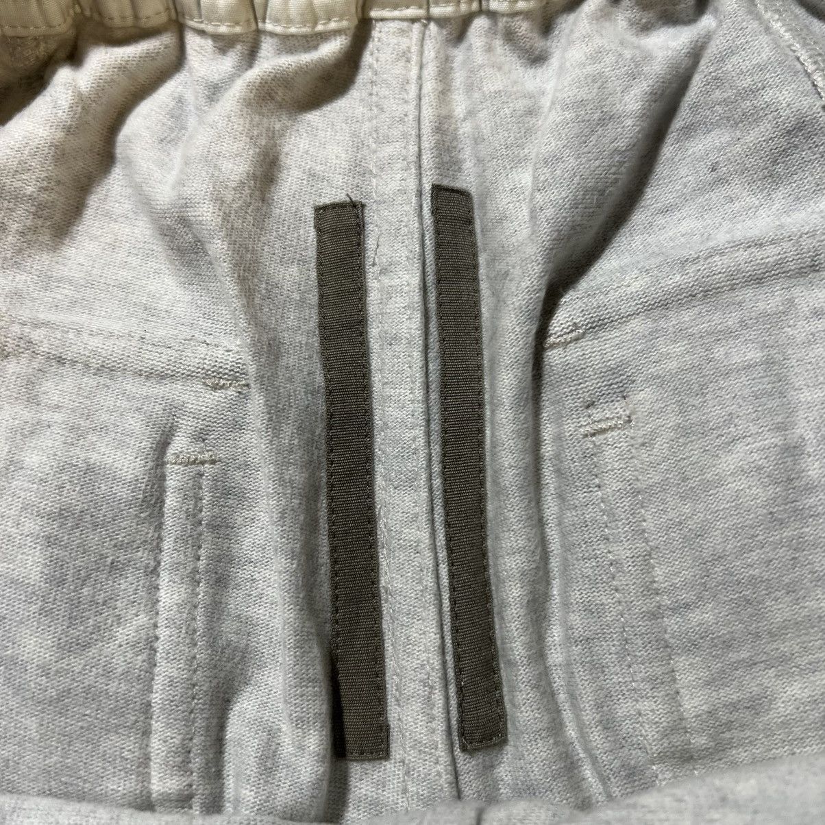 Rick Owens Drkshdw Rick Owens DRKSHDW SS23 Cropped Creatch Cargo Milk Melange Size US 34 / EU 50 - 3 Thumbnail