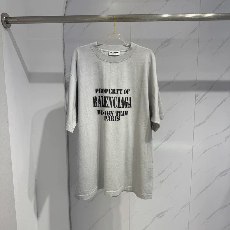 Balenciaga Balenciaga Washed Destroyed Printed Logo Short Sleeve T-Sh Size US XS / EU 42 / 0 - 1 Thumbnail