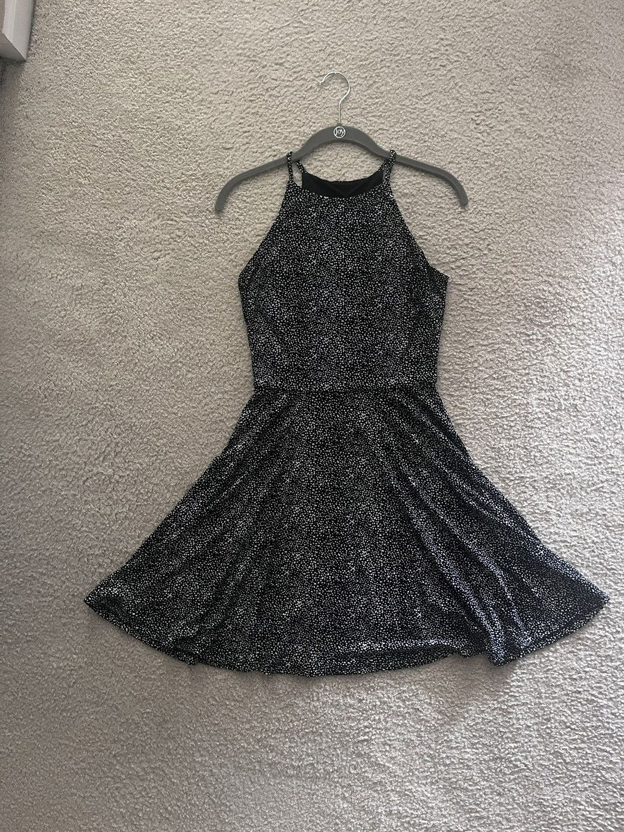 AQUA Aqua Black and White Halter Dress size M Size M / US 6-8 / IT 42-44 - 1 Thumbnail